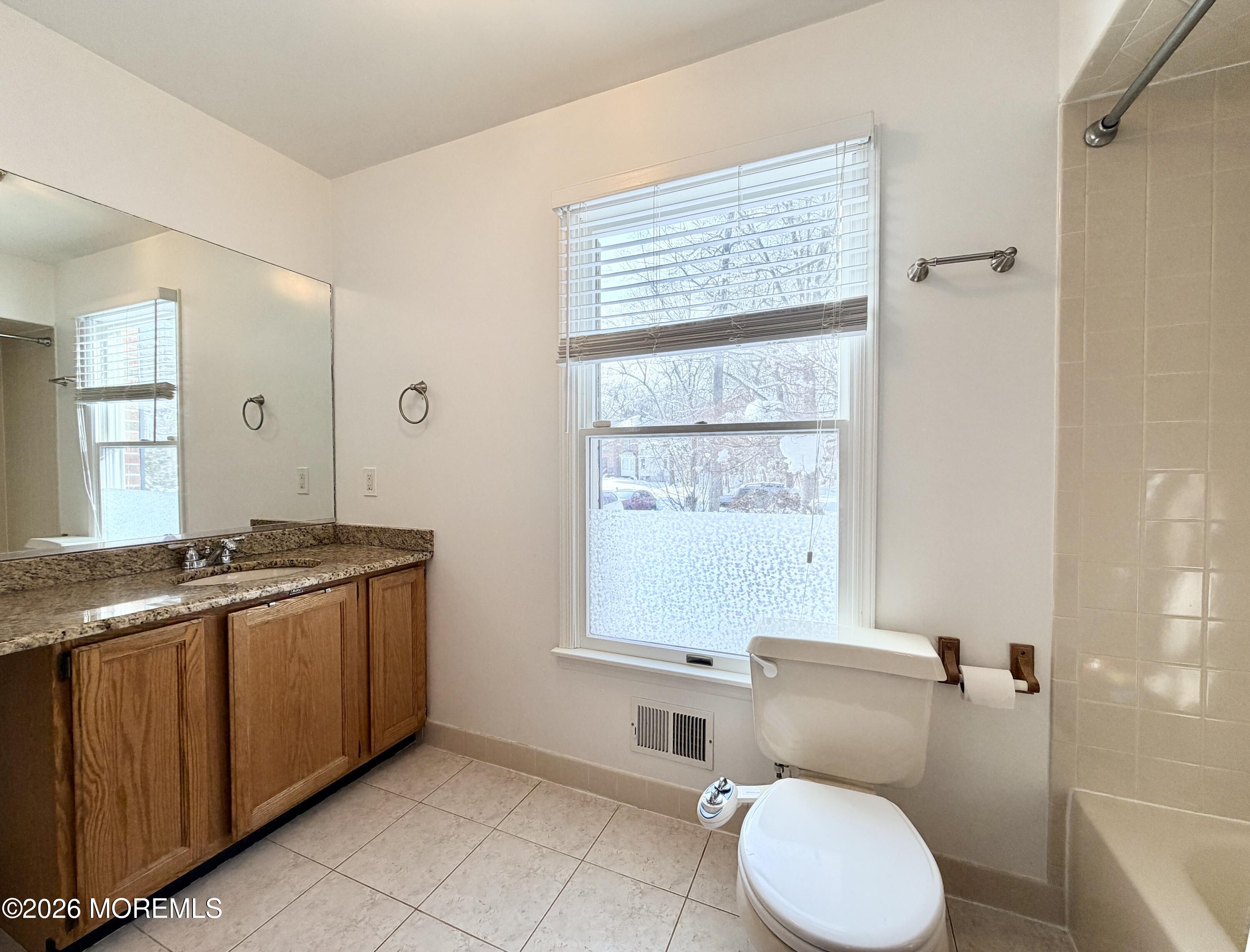 4 Roxbury Lane, Manalapan, NJ, 07726 image 34