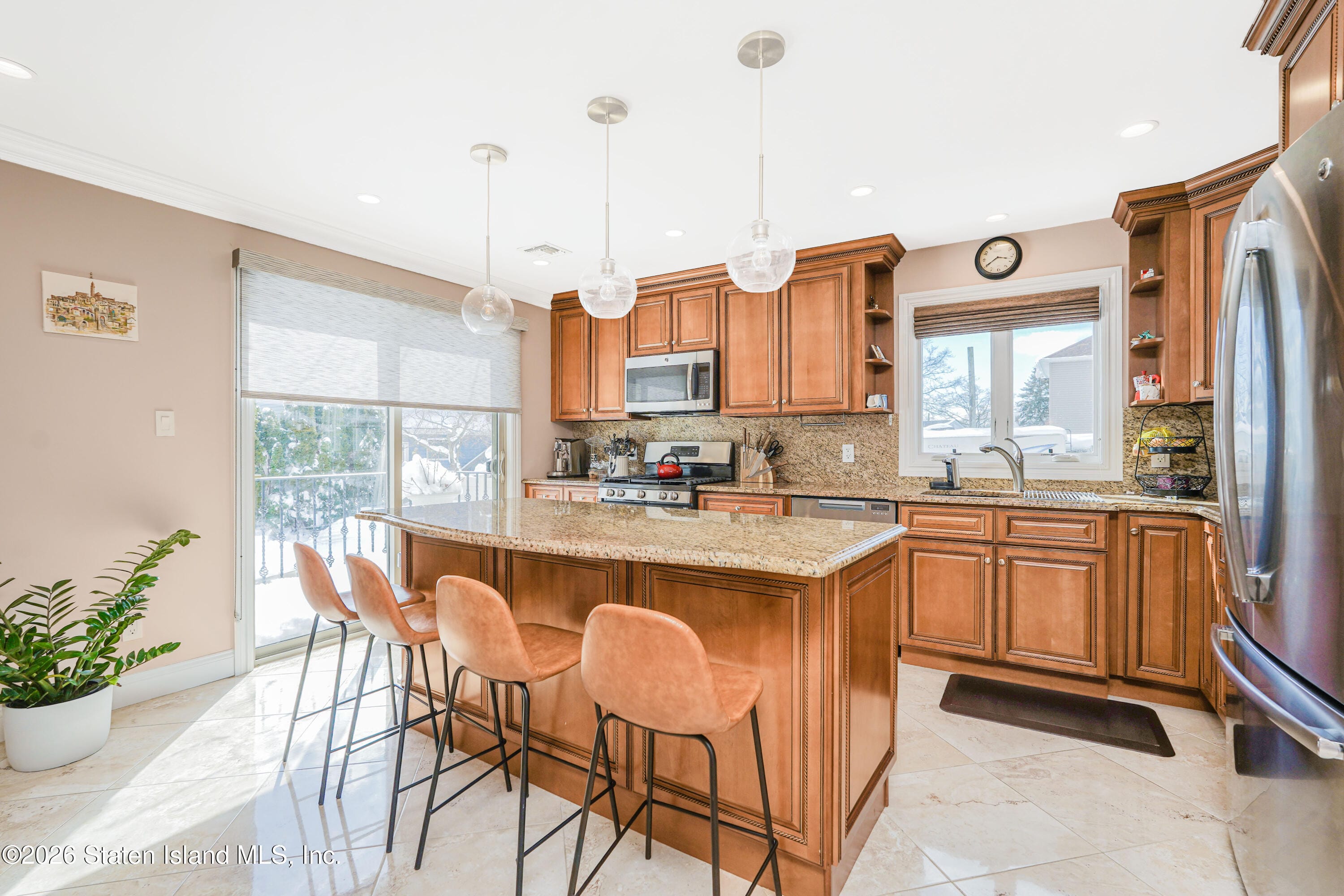 64 Tenafly Place Image 5