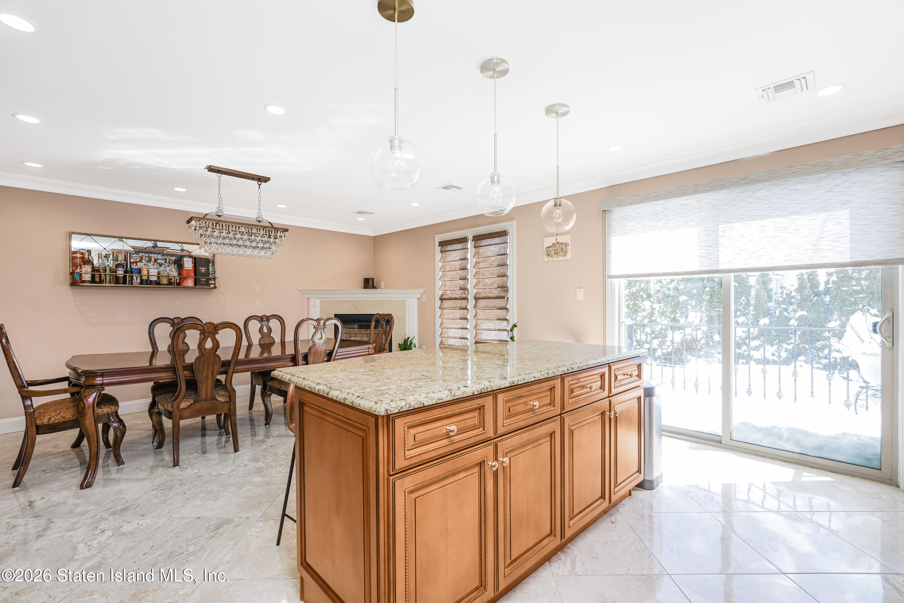 64 Tenafly Place Image 4