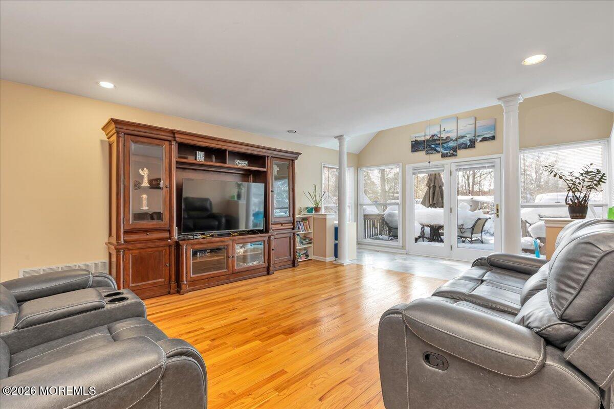 536 Deer Creek Court Image 3