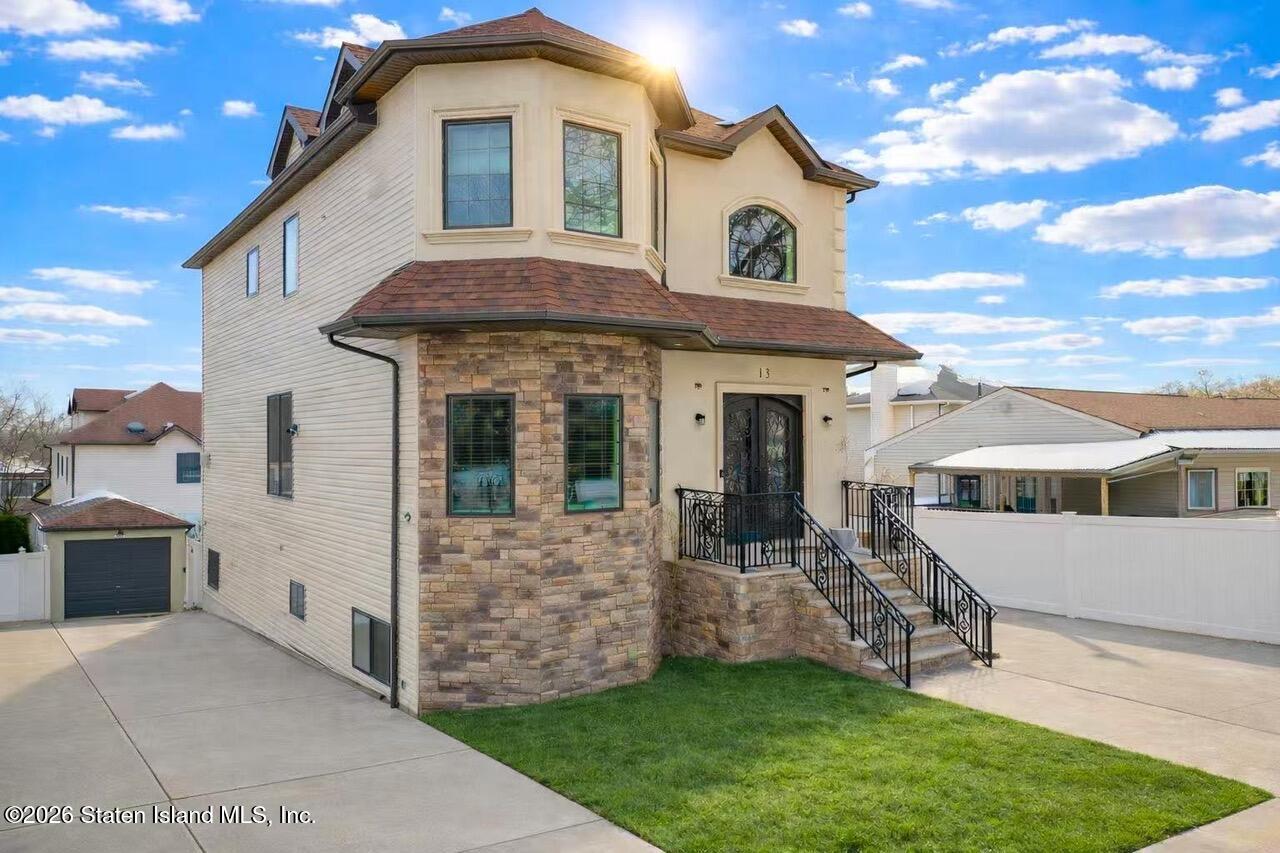 13 Ruxton Avenue Image 2