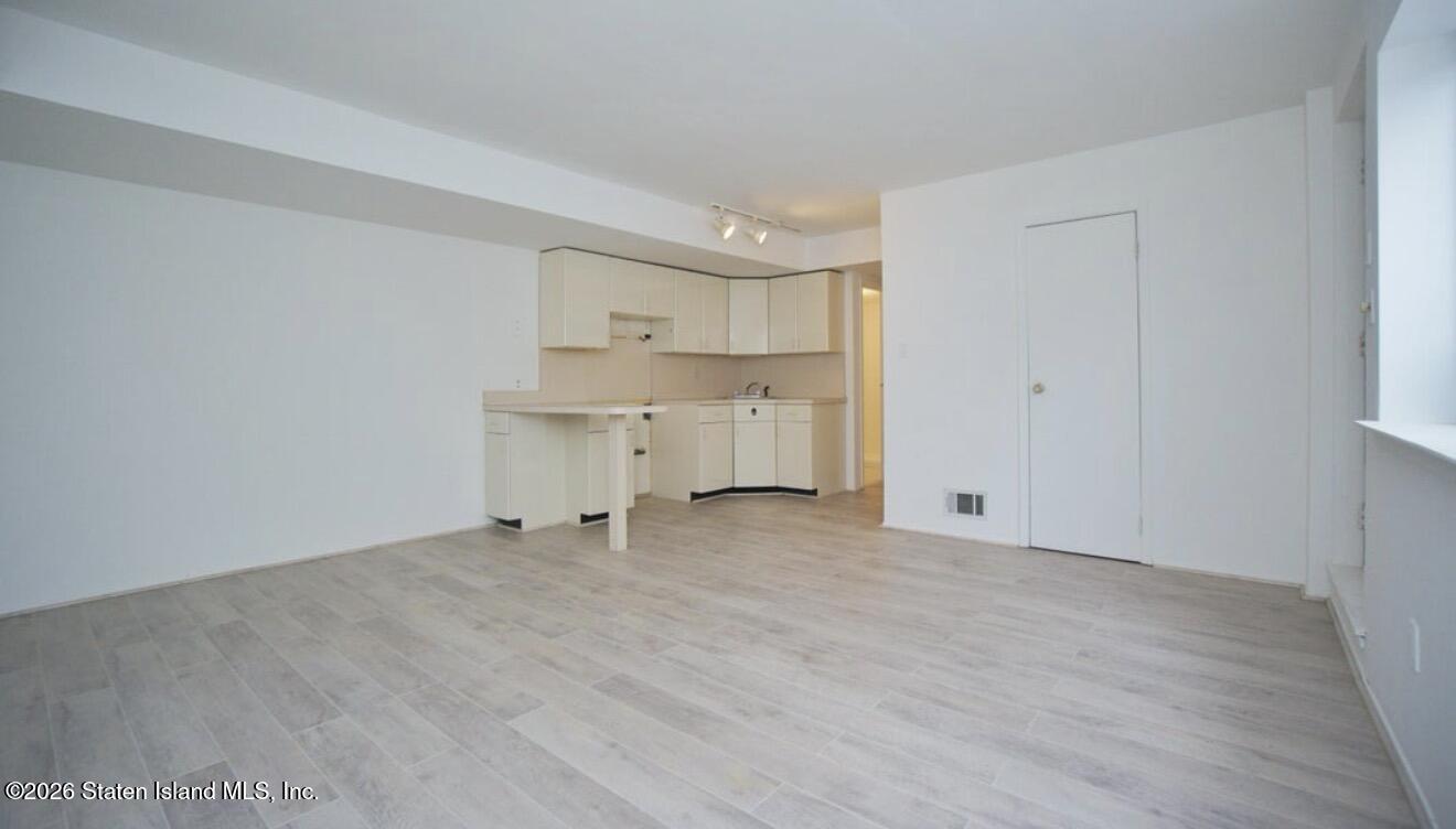 16 Shale Street, Staten Island, NY, 10314 image 9