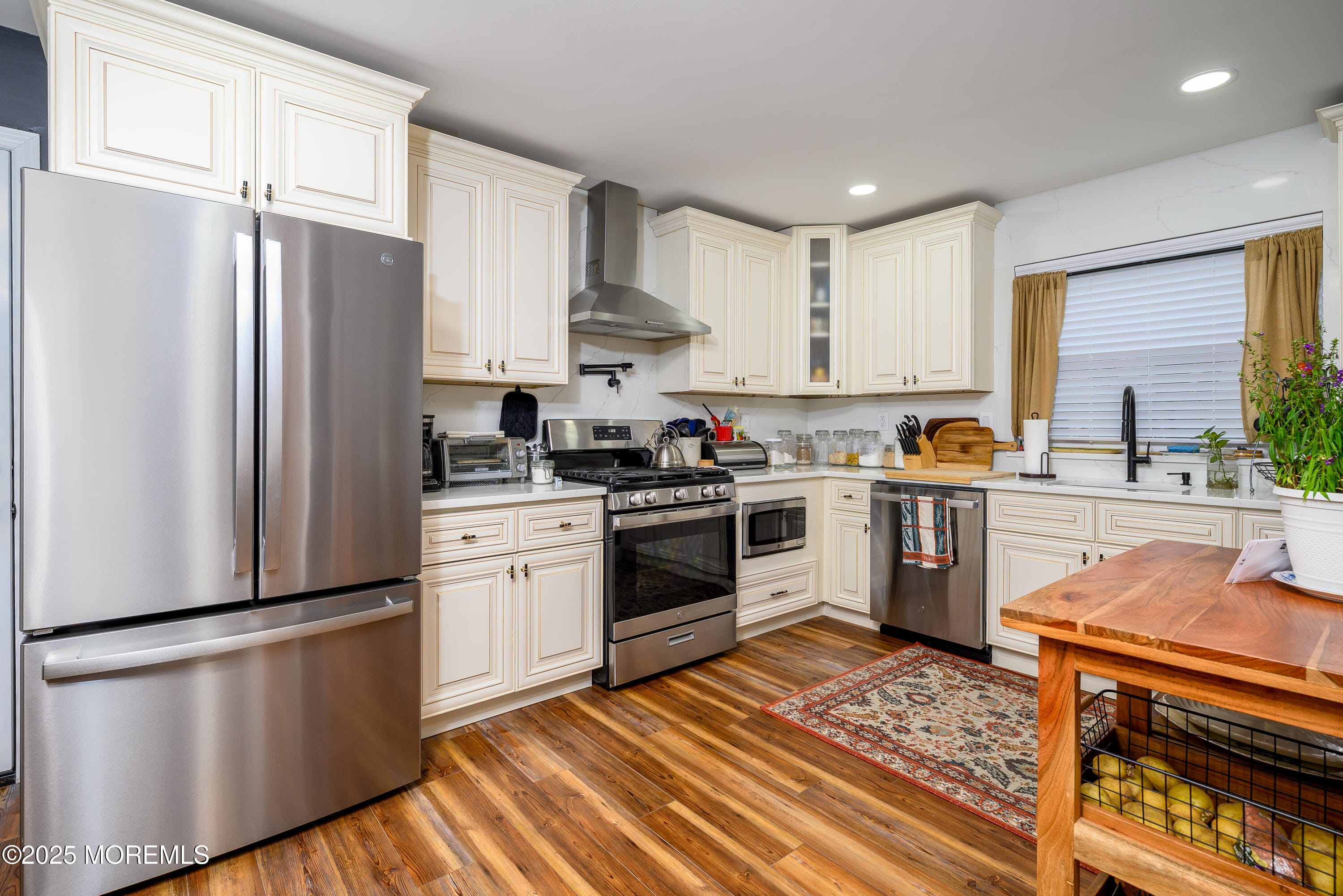 715C Wooton Court Image 2