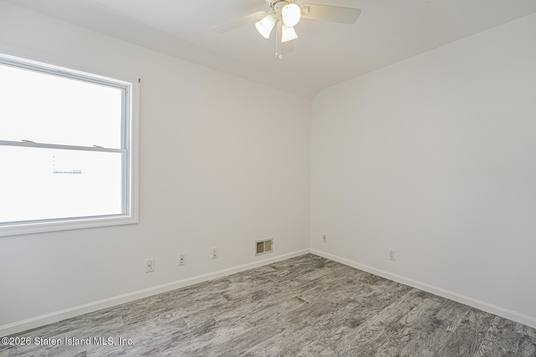 107 Liberty Avenue, Staten Island, NY, 10304 image 25