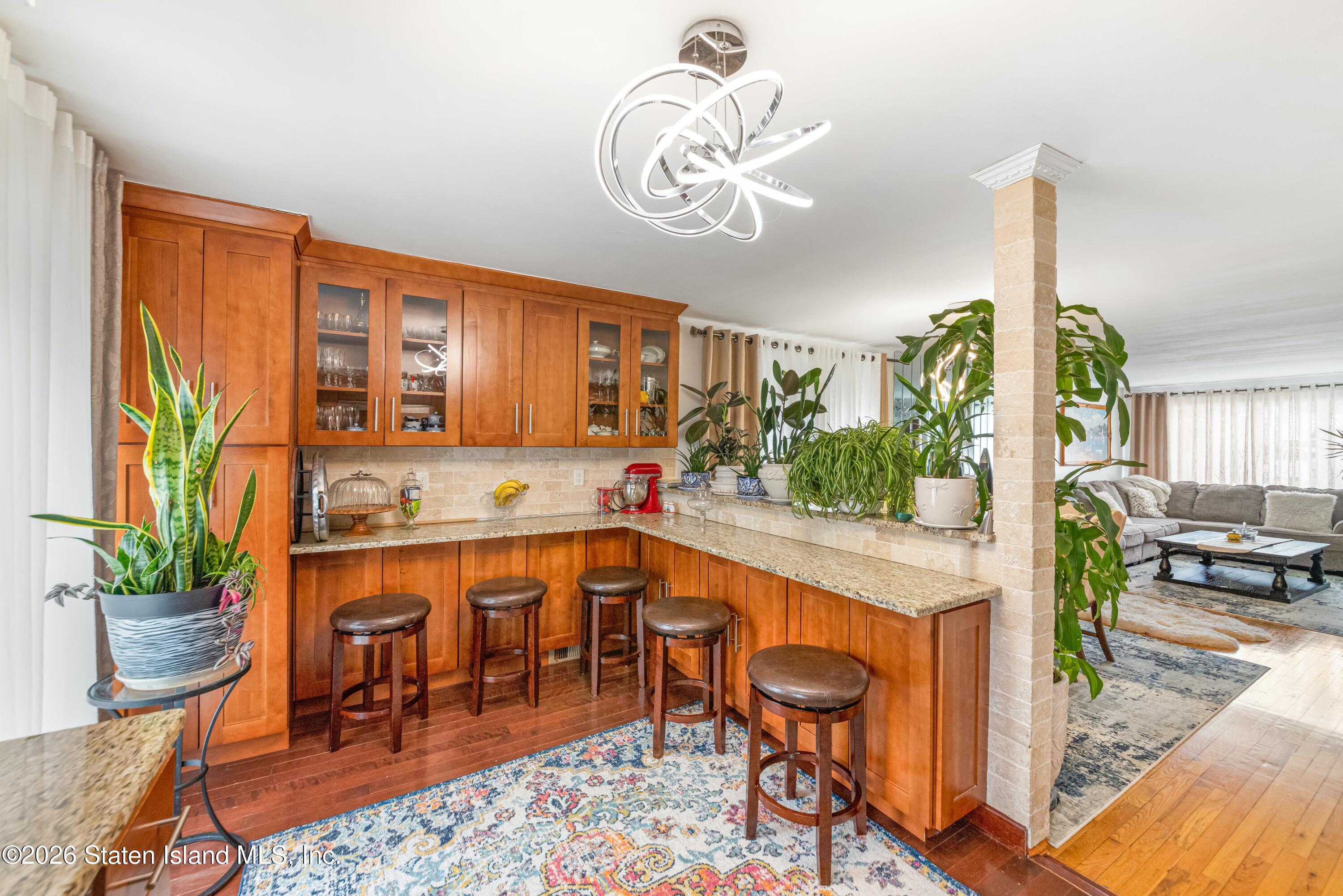 204 Sommer Avenue Image 5