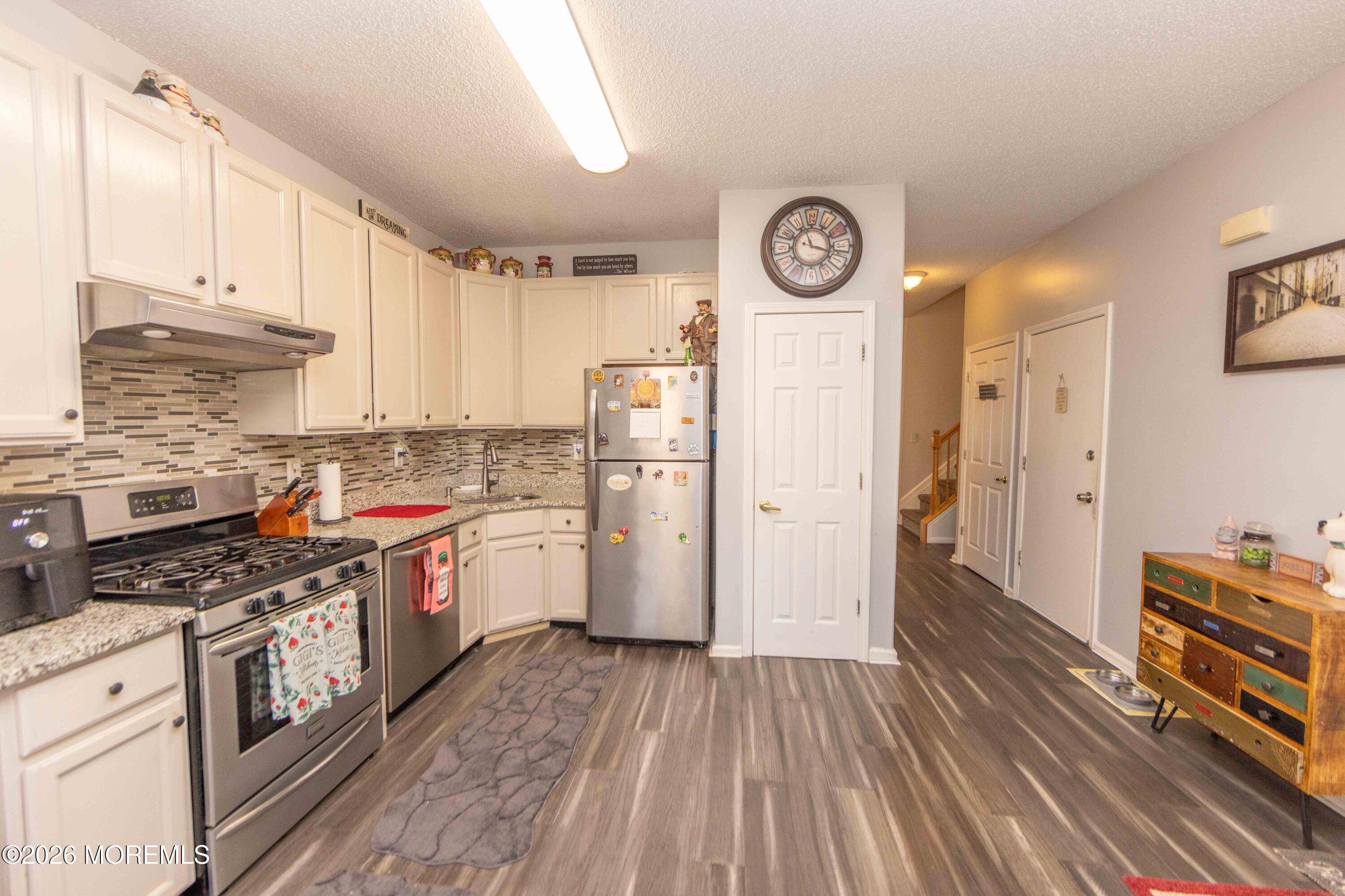 52 Riva Boulevard 1967 Image 2