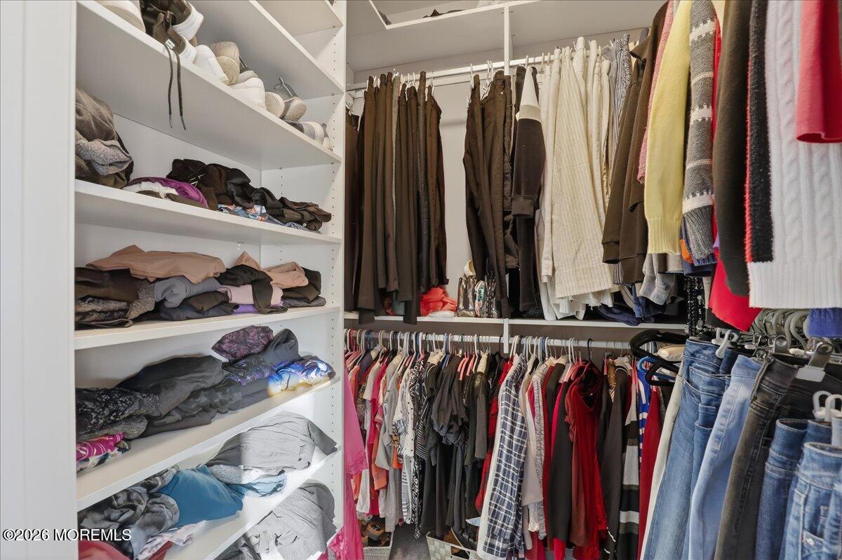 215 Bloomsbury Drive, Morganville, NJ, 07751 image 23