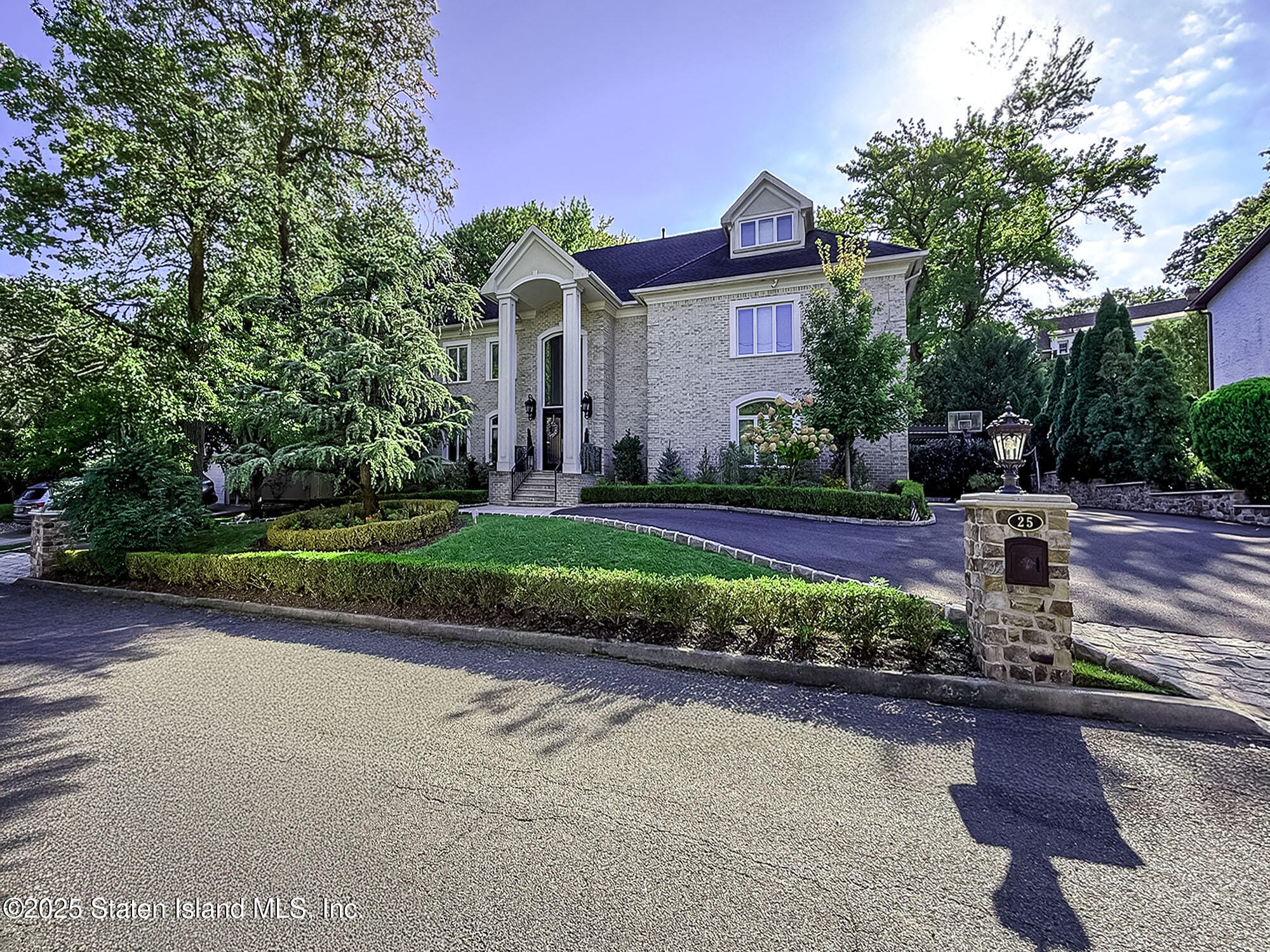 25 Beebe Street, Staten Island, NY, 10301