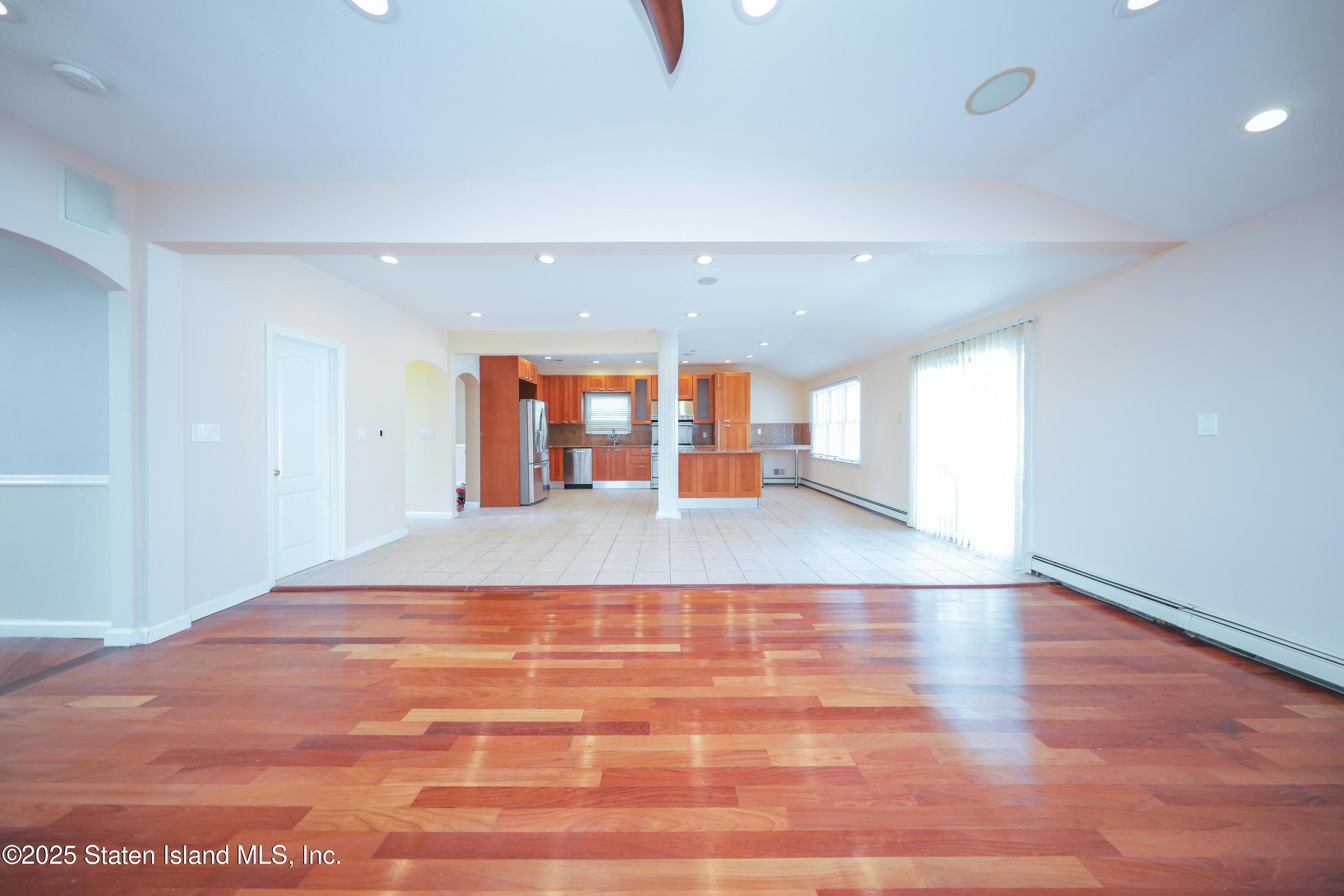 5775 Hylan Boulevard, Staten Island, NY, 10309 image 12