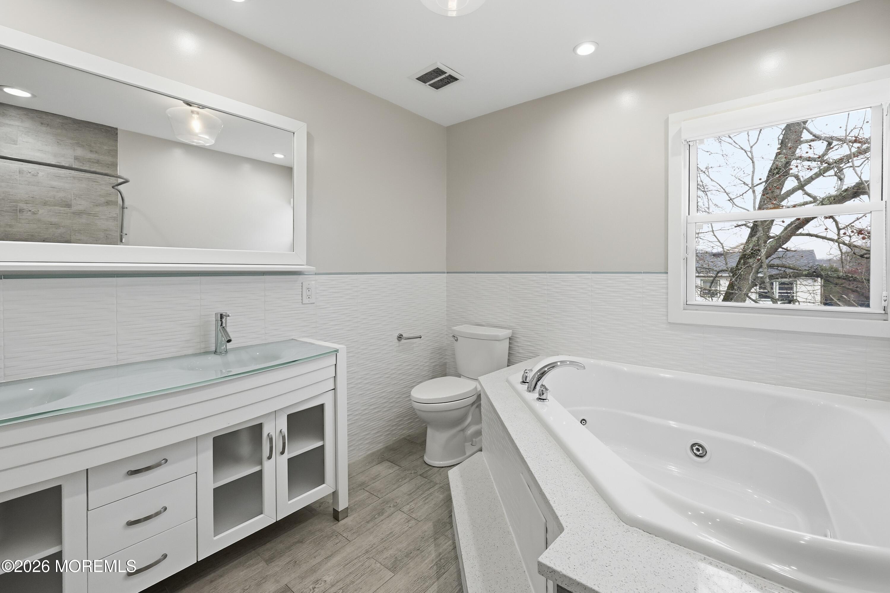 1199 Manor Drive, Lakewood, NJ, 08701 image 26