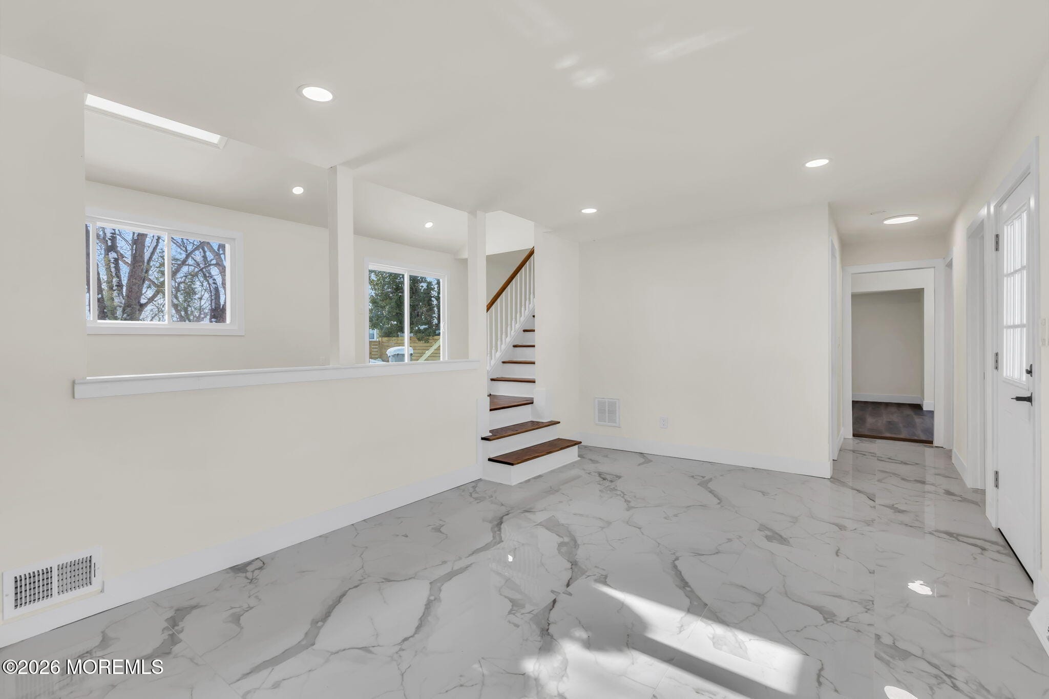 109 Throckmorton Lane Image 5