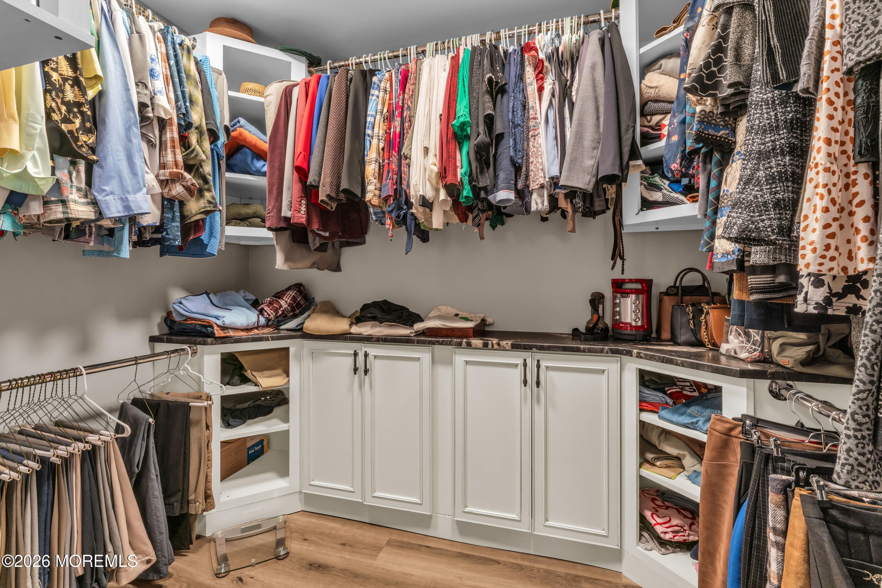 11 Mount Drive, Holmdel, NJ, 07733 image 25