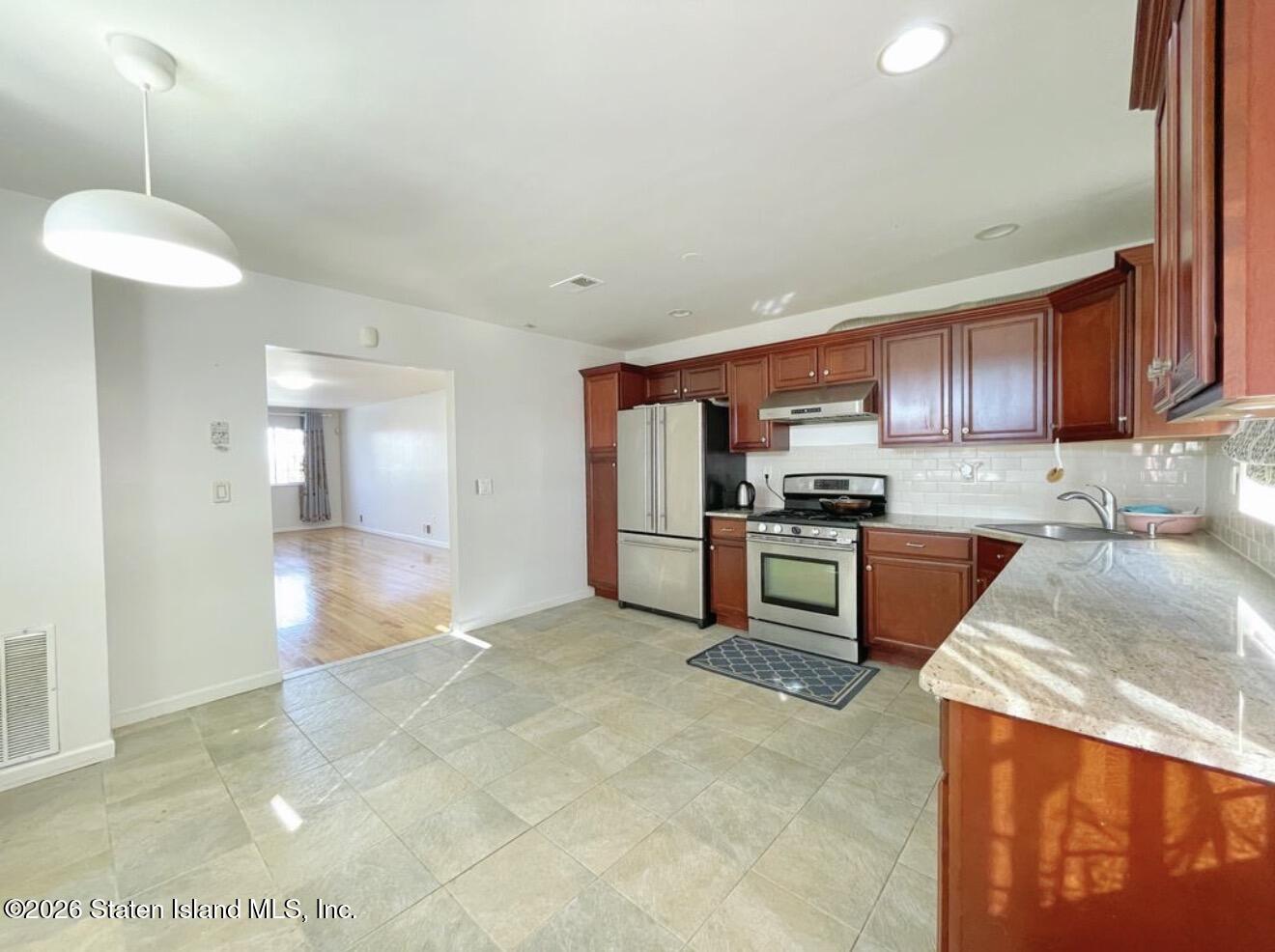 372 Maryland Avenue, Staten Island, NY, 10305 image 6