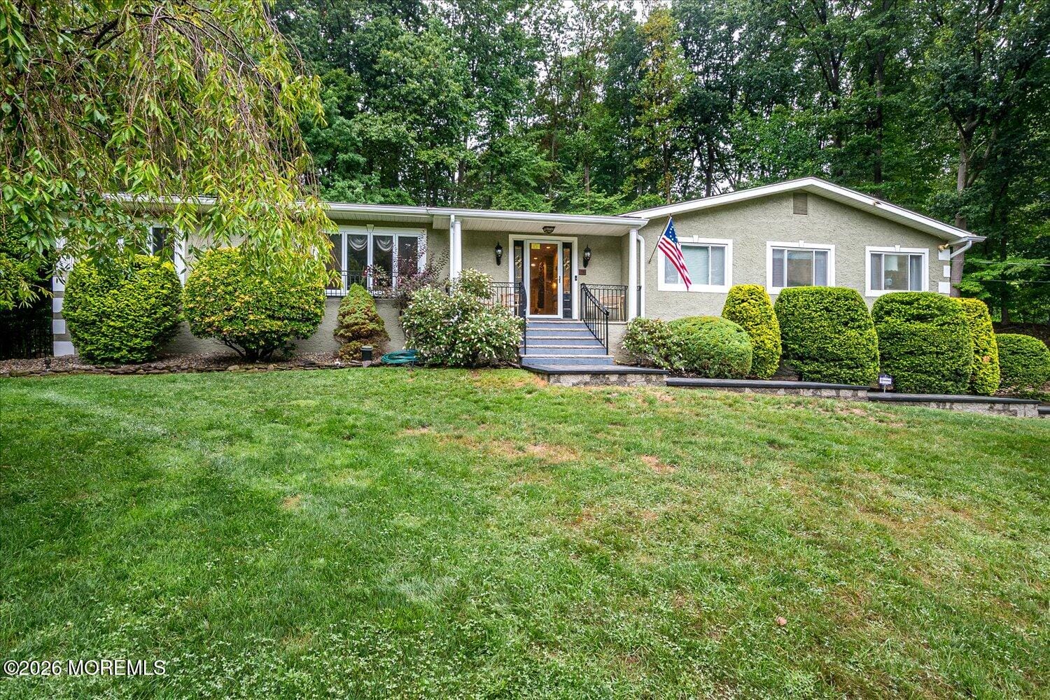 11 Mount Drive, Holmdel, NJ, 07733