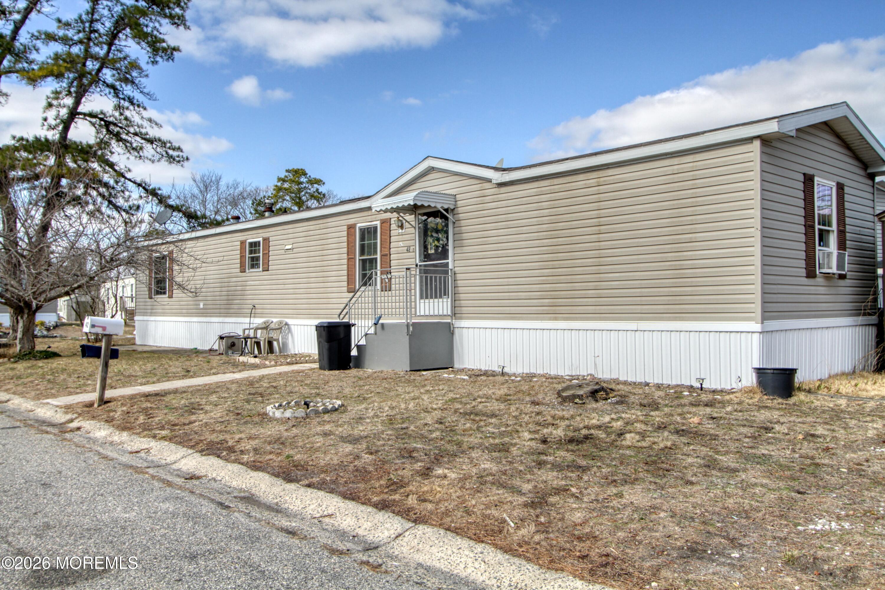 42 Woodchuck Parkway Image 1