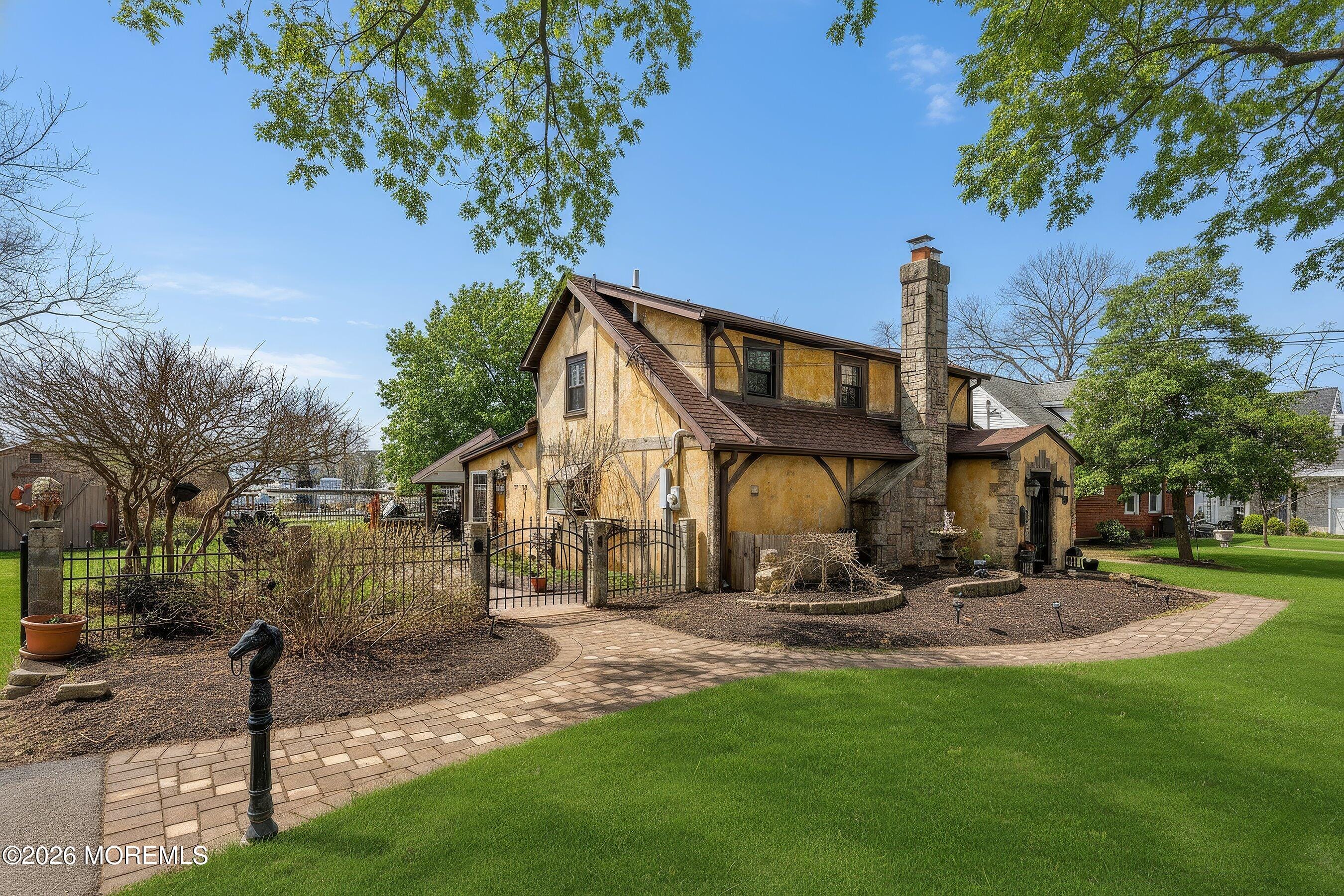 515 Carroll Fox Road Image 5