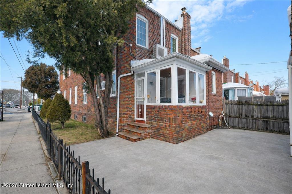 4702 Avenue I Image 3