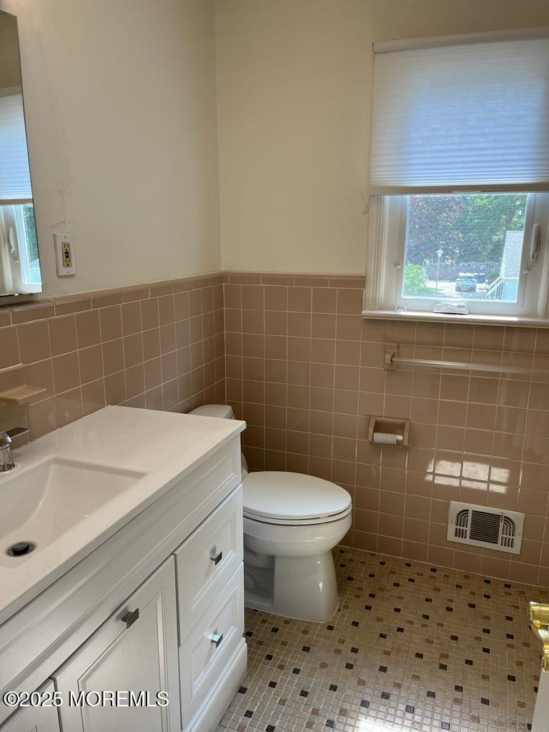 104 Pear Street, Oakhurst, NJ, 07755 image 26