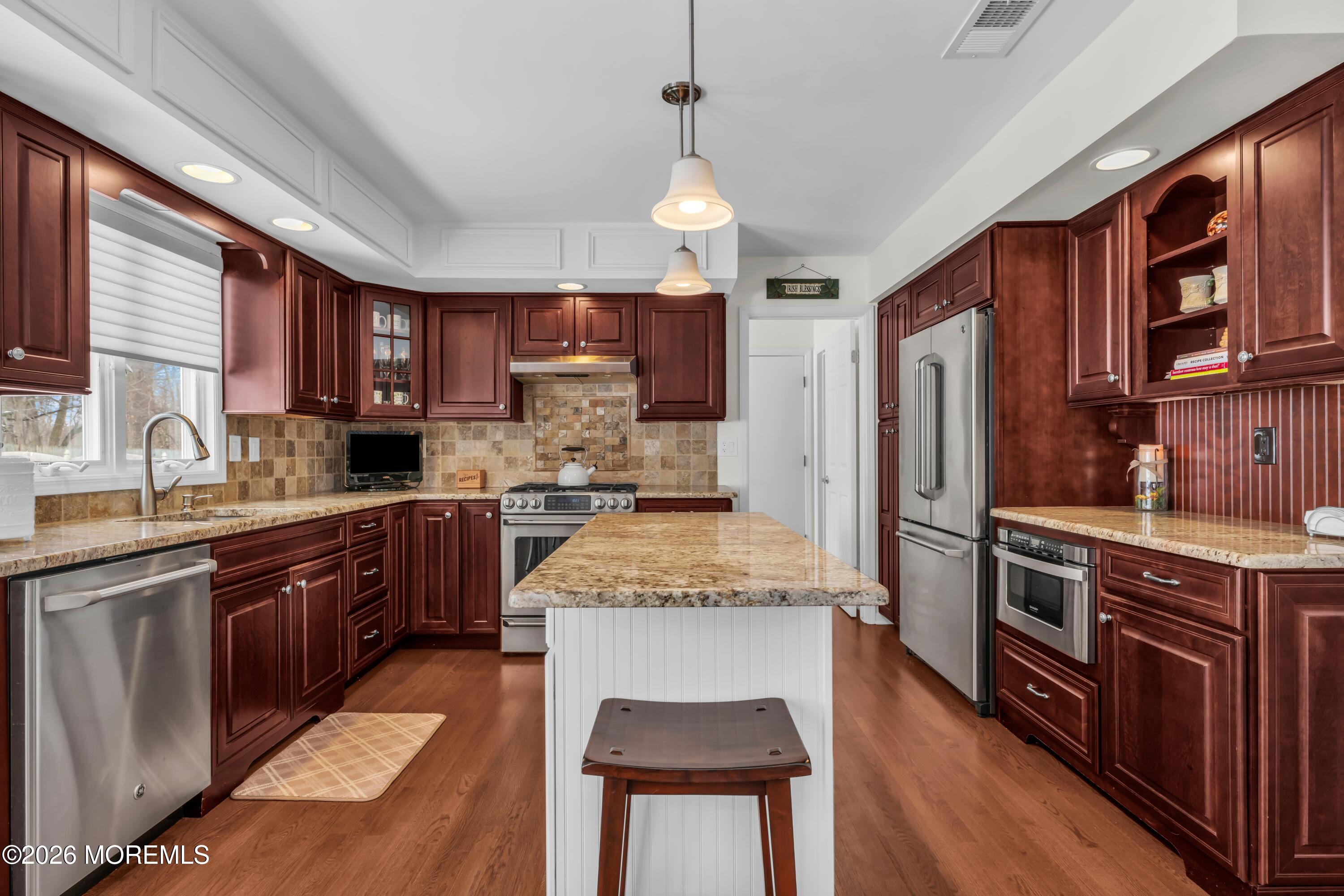 9 Johnny Court, Red Bank, NJ, 07701 image 15