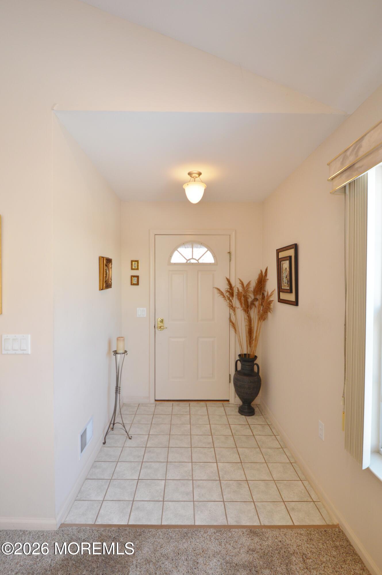 3253 Flagstone Court Image 5