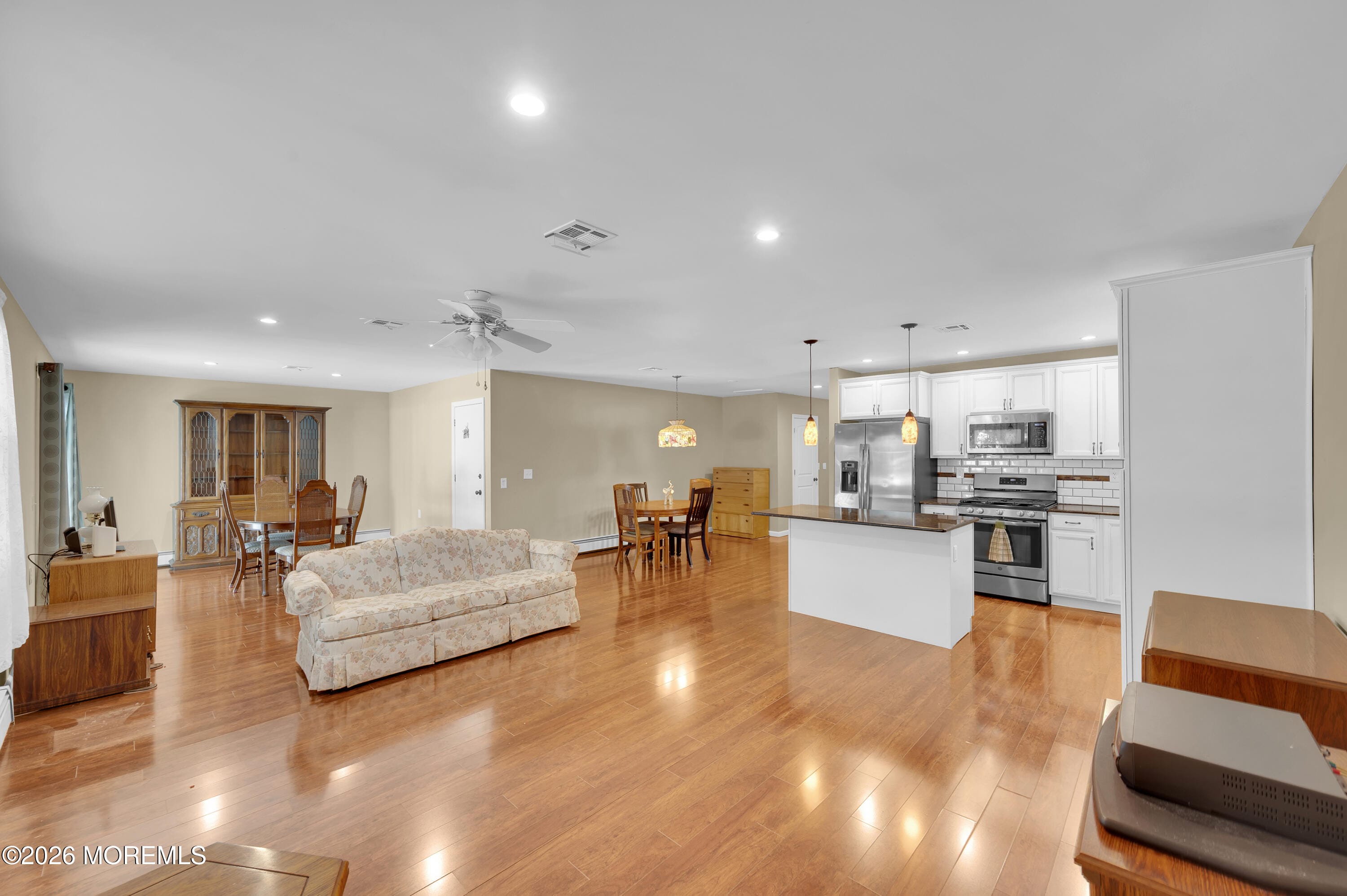 8 Gorginio Drive Image 2