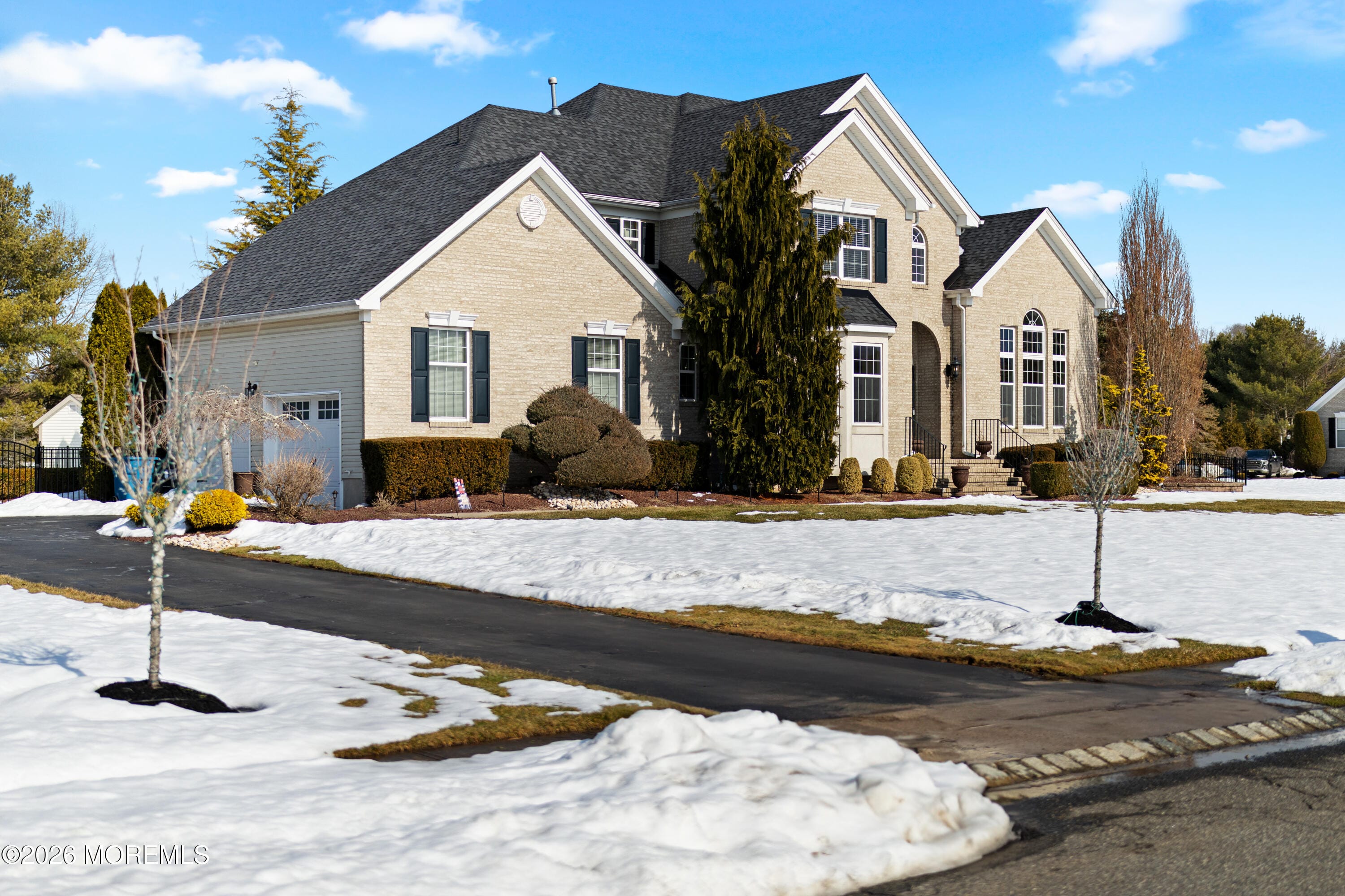 15 Rodeo Drive Image 2