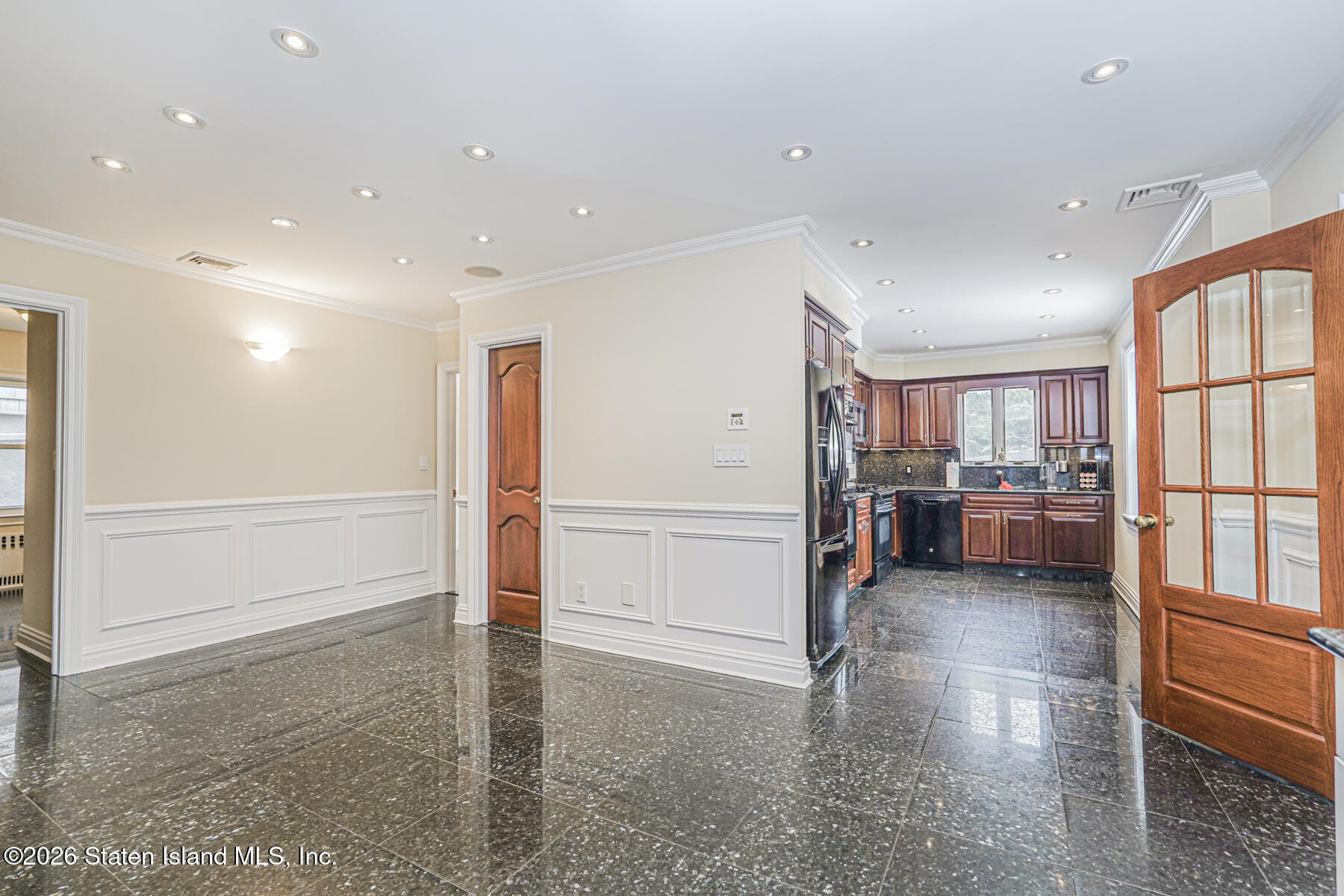 45 College Avenue Image 3