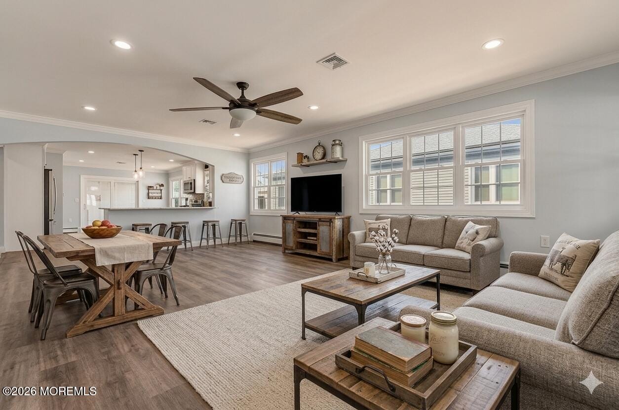 374 Port Royal Drive Image 3