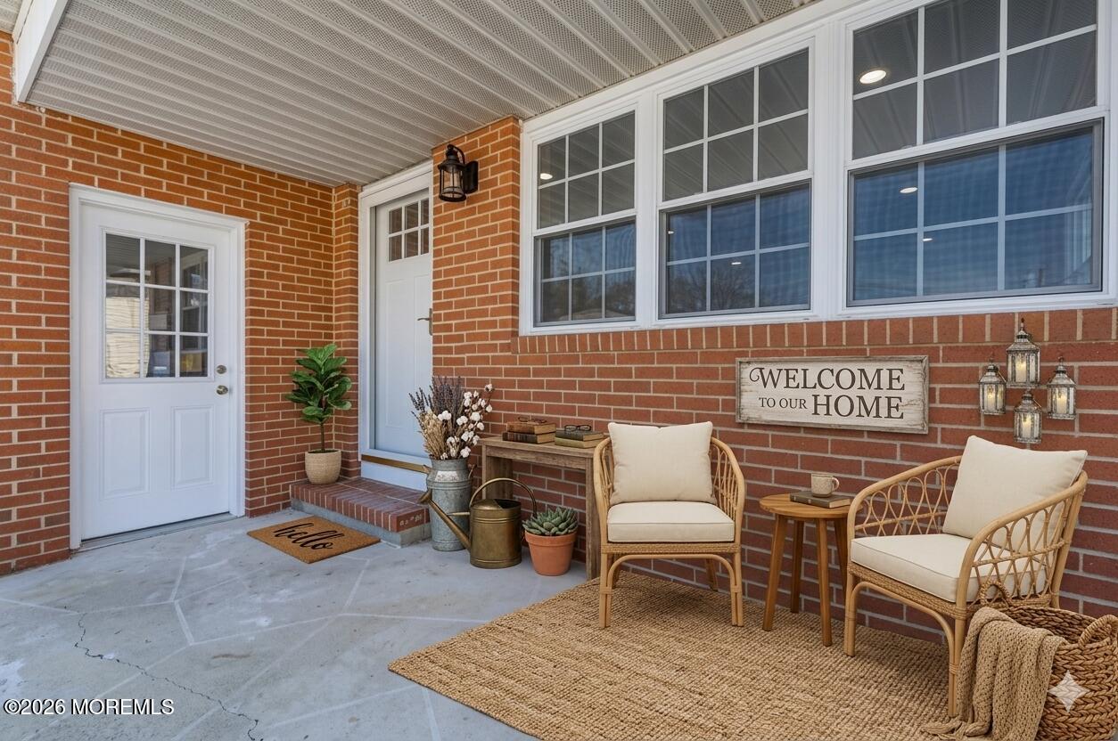 374 Port Royal Drive Image 2