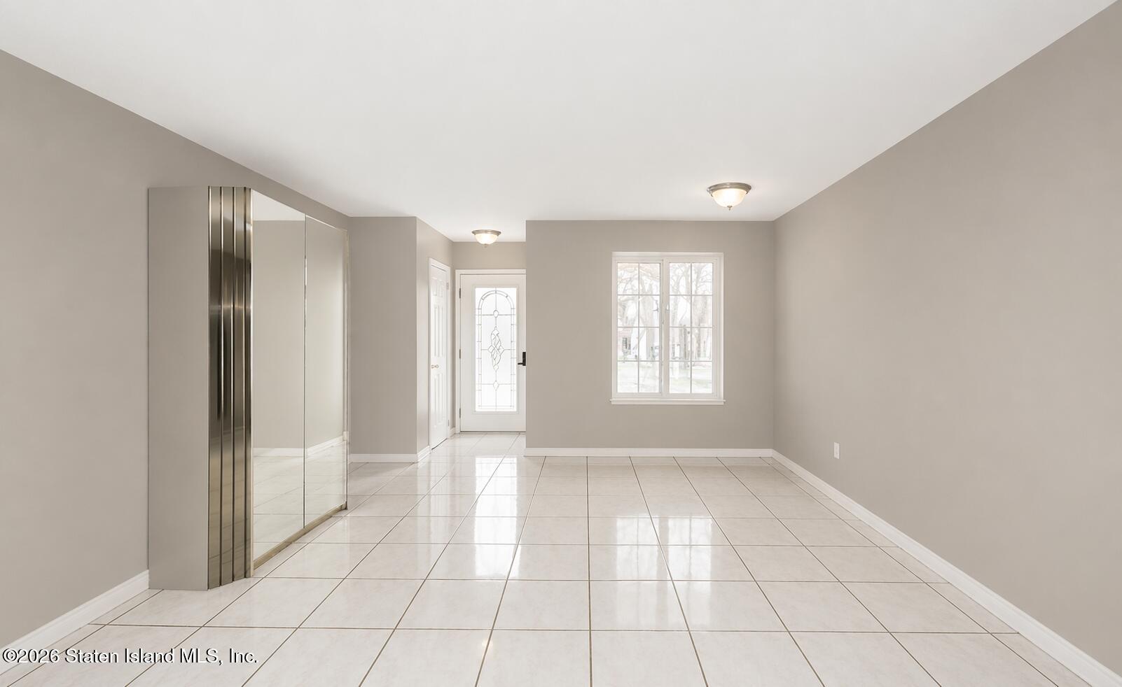 200 Travis Avenue Image 2