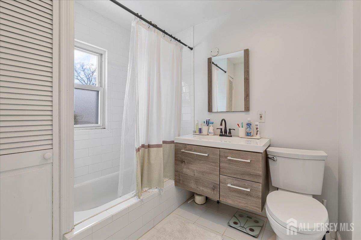 1044 Madison Hill Road, Clark, NJ, 07066 image 19