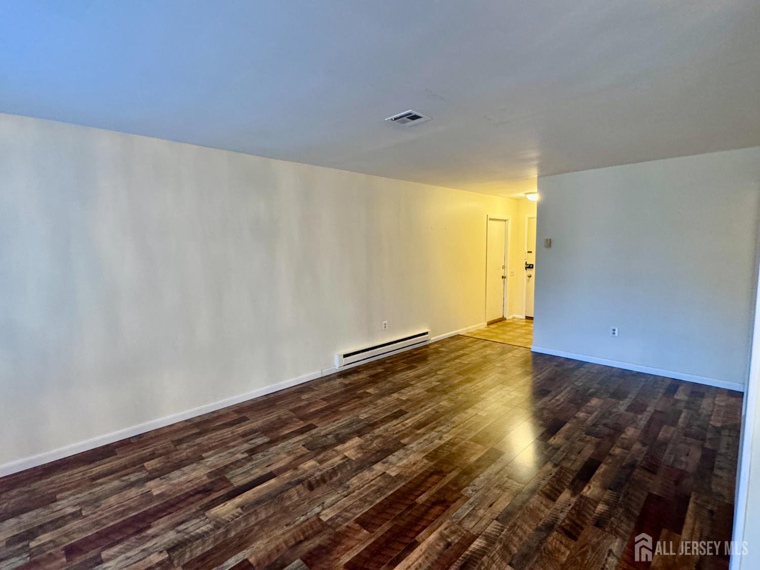 468 Evodia Plaza Image 3