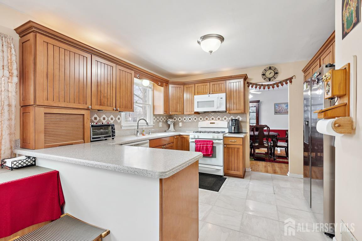 2 Lioni Court, Piscataway, NJ, 08854 image 10