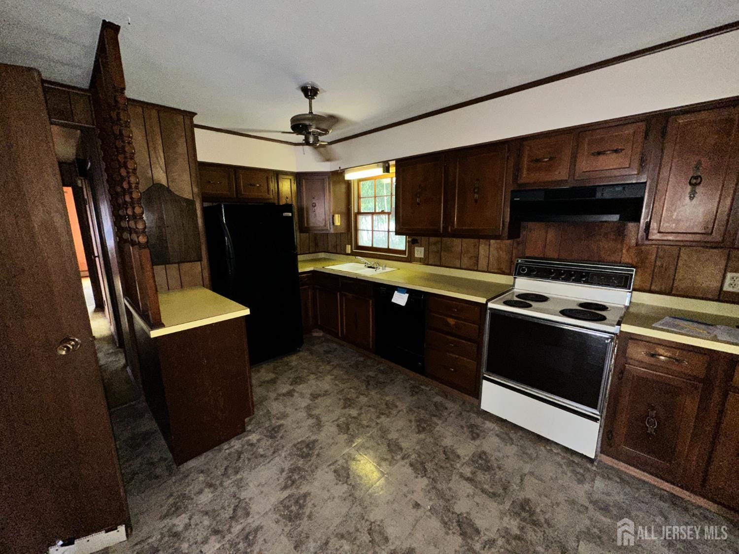 1894 W 4th Street Image 5