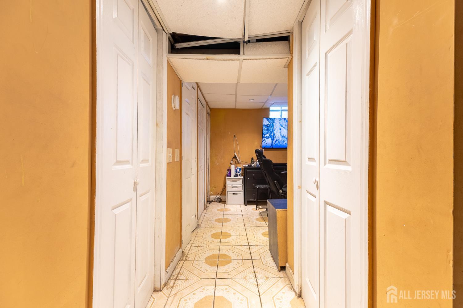 48 Locust Street, Carteret, NJ, 07008 image 21