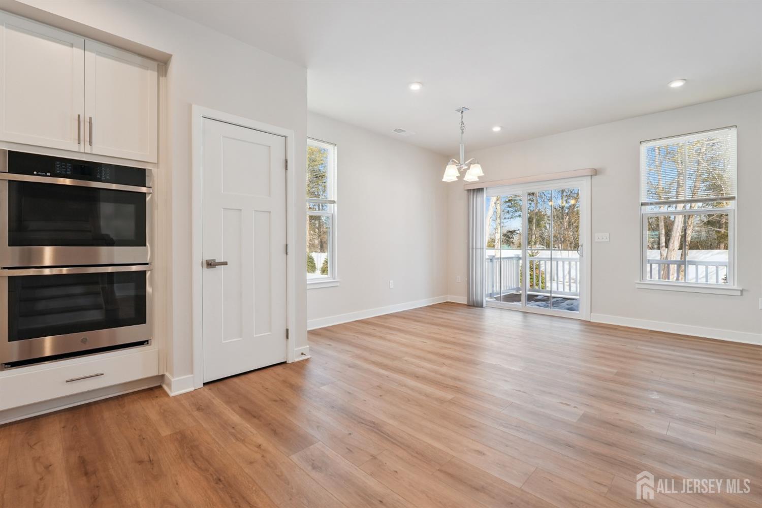 20 Owen Court, Franklin Twsp, NJ, 08873 image 8