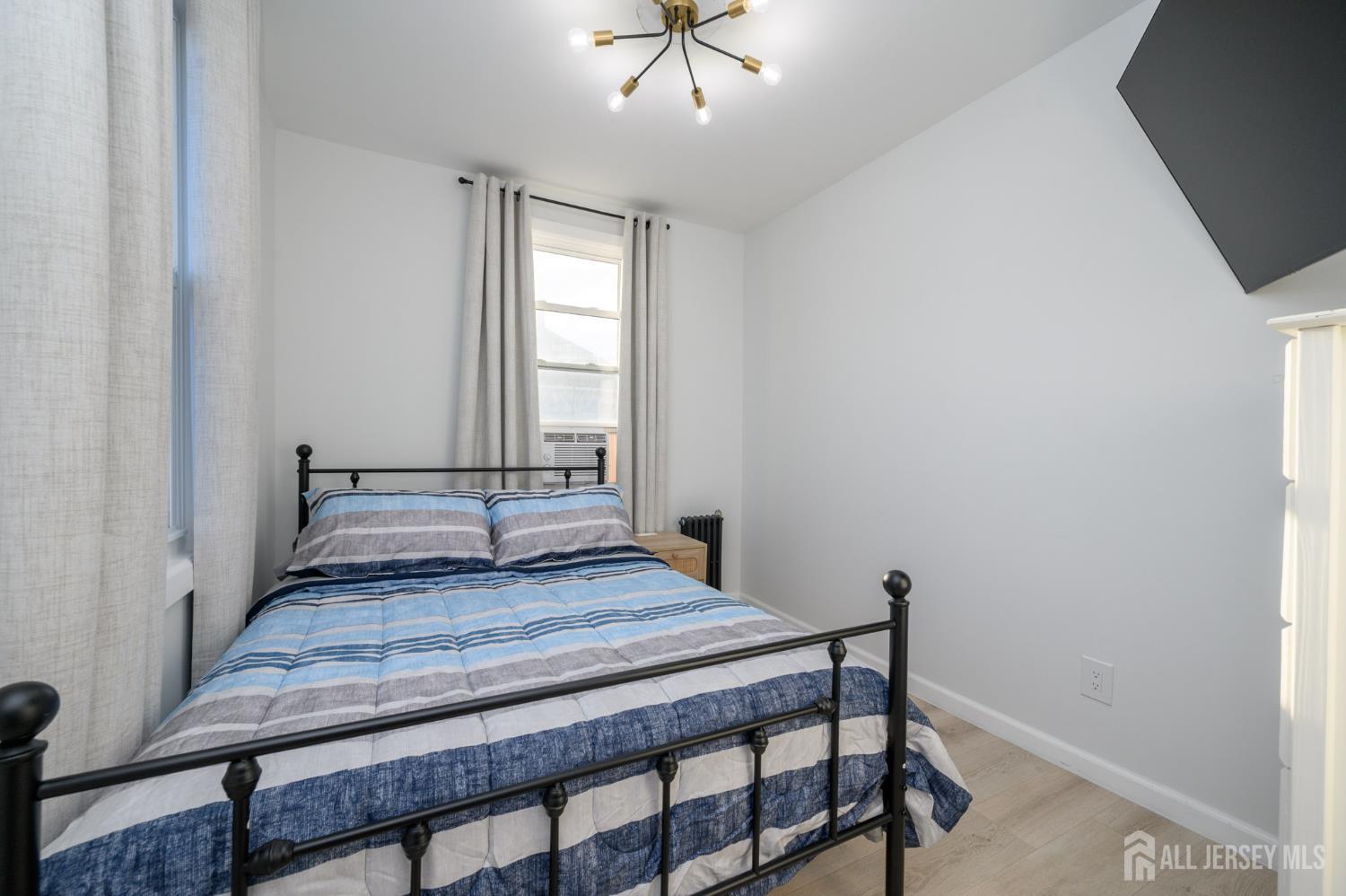 8 Milton Avenue, South River, NJ, 08882 image 19