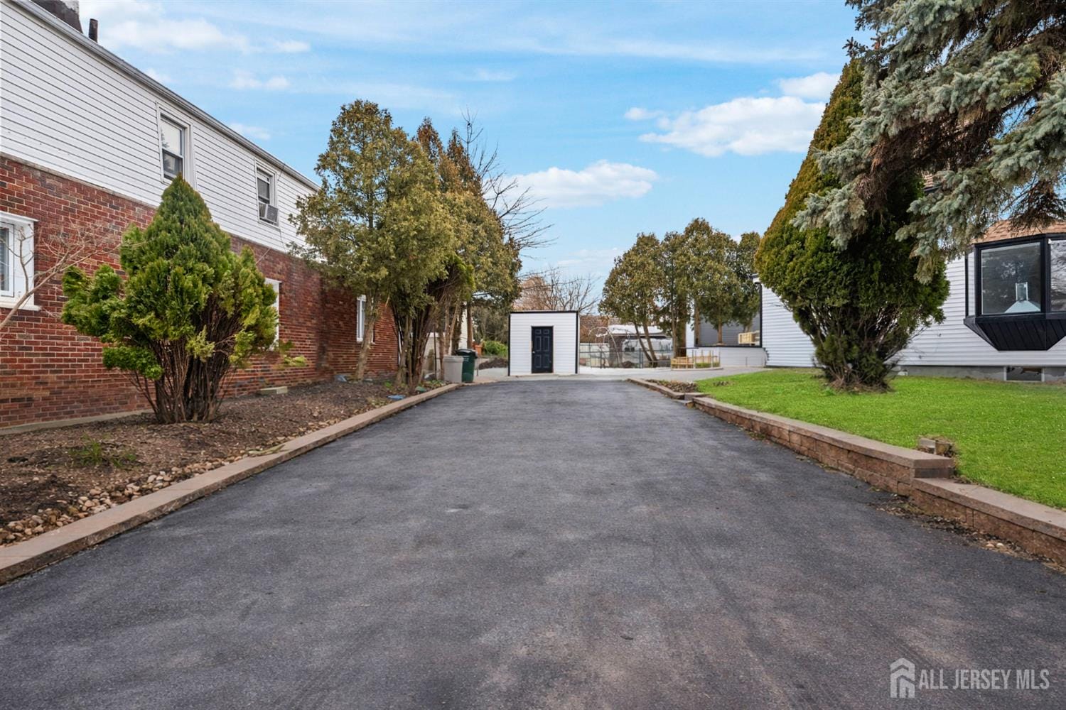 68 Port Reading Avenue Image 3