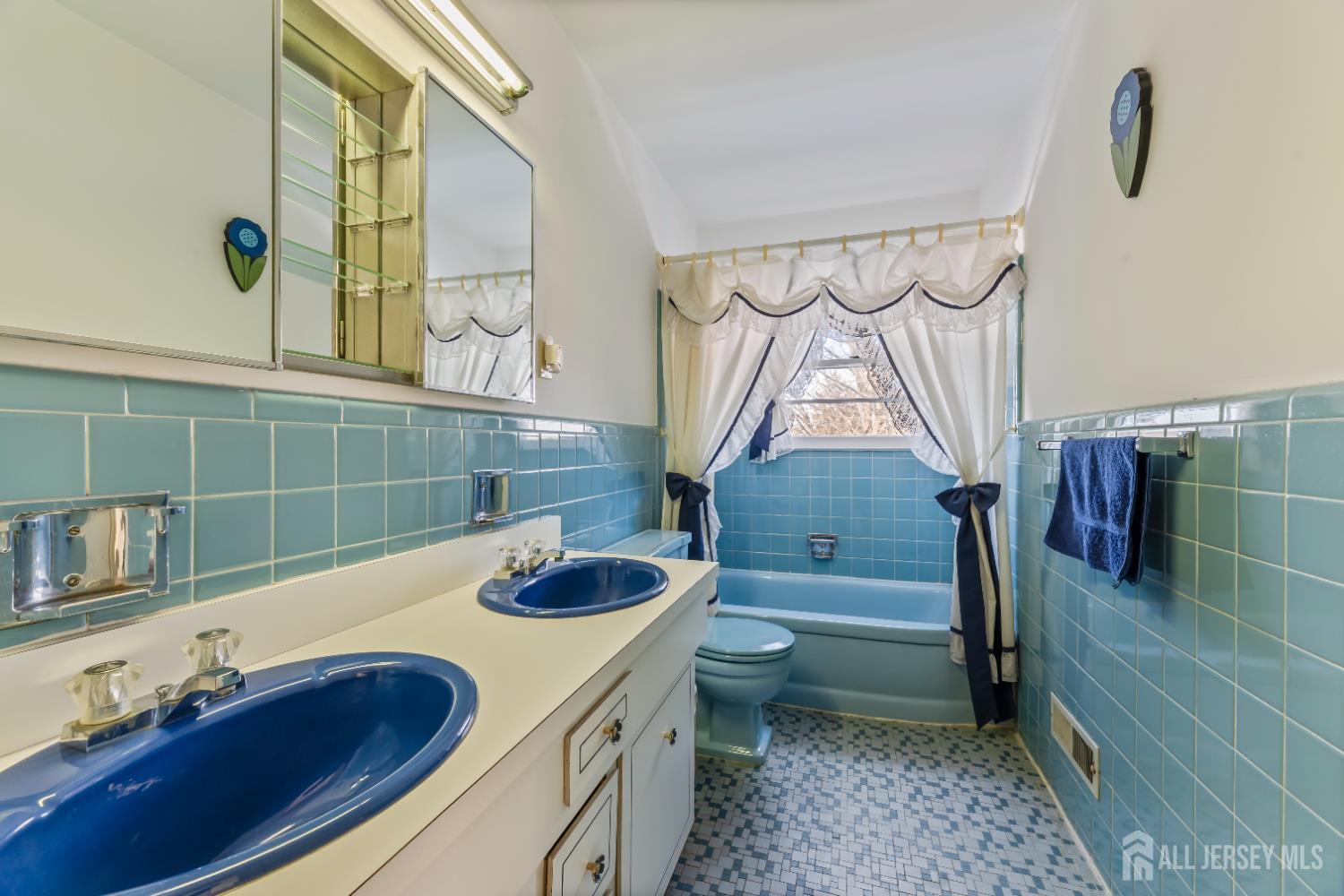 33 Whitehall Road, East Brunswick, NJ, 08816 image 28