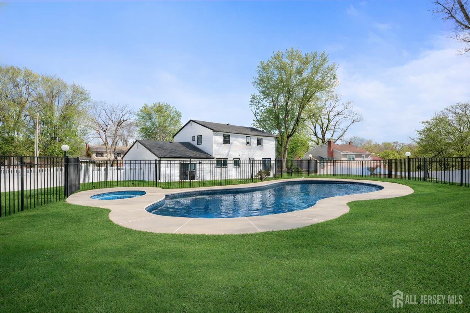 34 Sandalwood Drive, East Brunswick, NJ, 08816 image 33