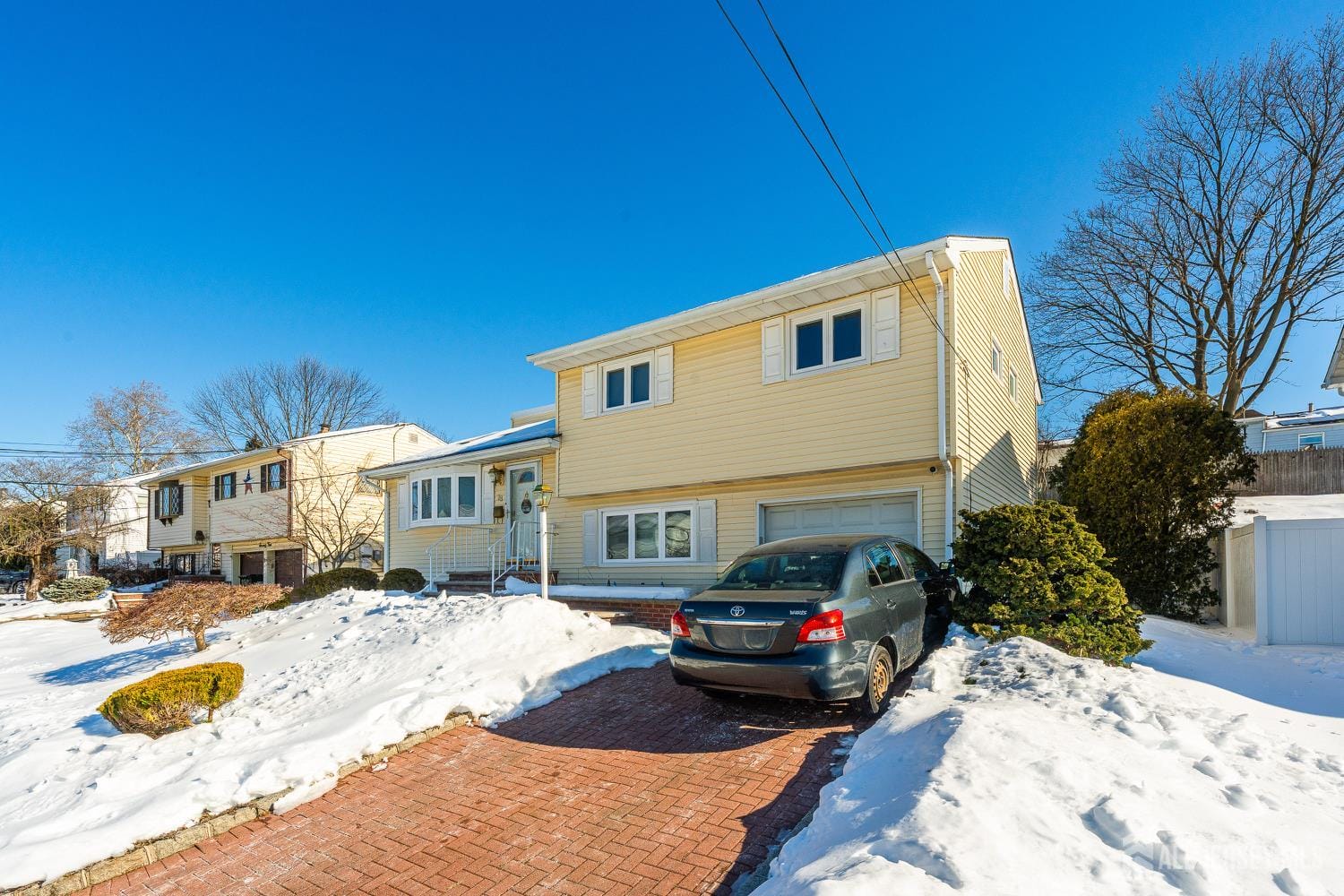 78 Roosevelt Avenue Image 2