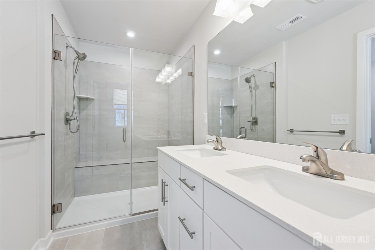 20 Owen Court, Franklin Twsp, NJ, 08873 image 31