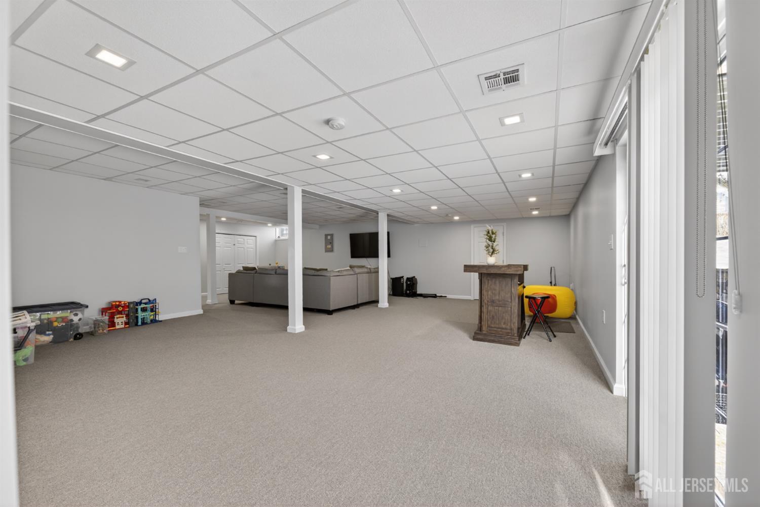 39 Kirschman Drive, Old Bridge, NJ, 07747 image 39