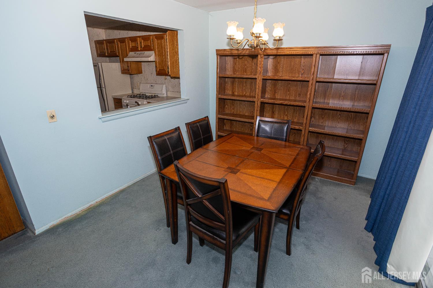 15 Hearthstone Drive Image 3