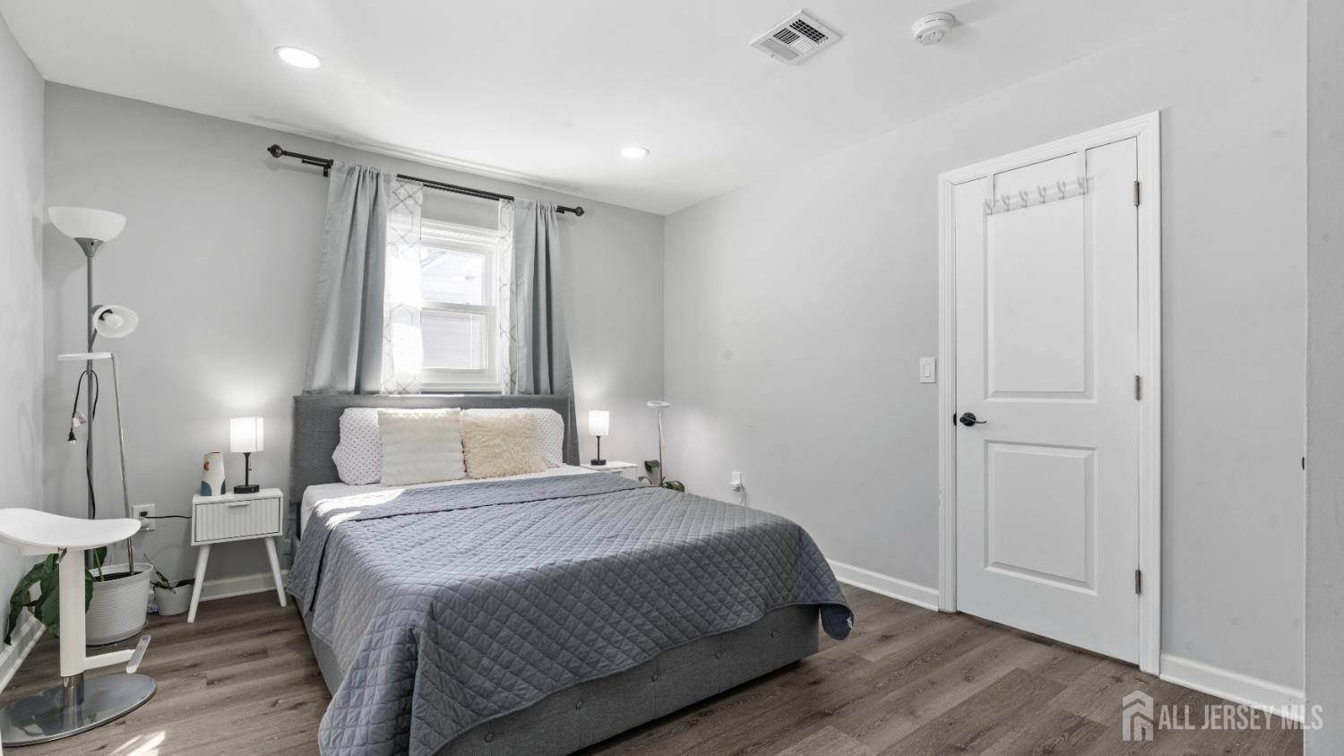 47 Hillcrest Avenue, Edison, NJ, 08817 image 29