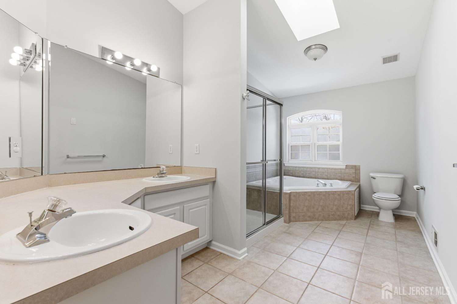 12 Rondell Lane, Old Bridge, NJ, 08879 image 19