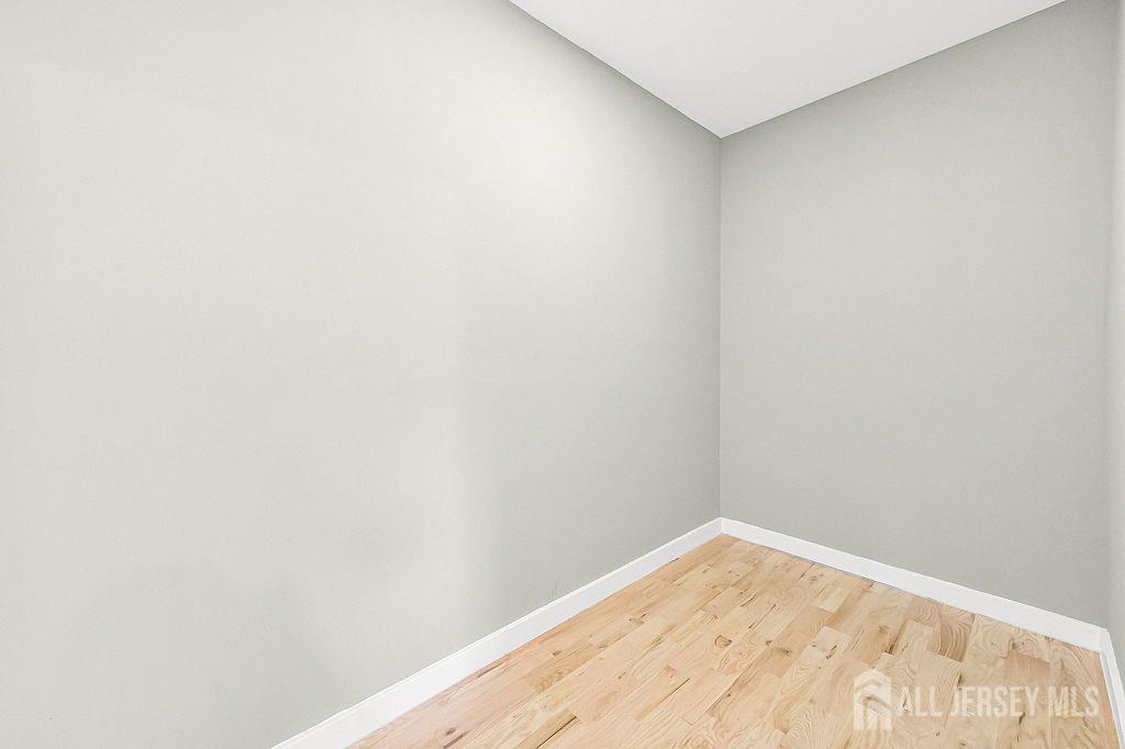 940 grove Avenue, Old Bridge, NJ, 08879 image 32