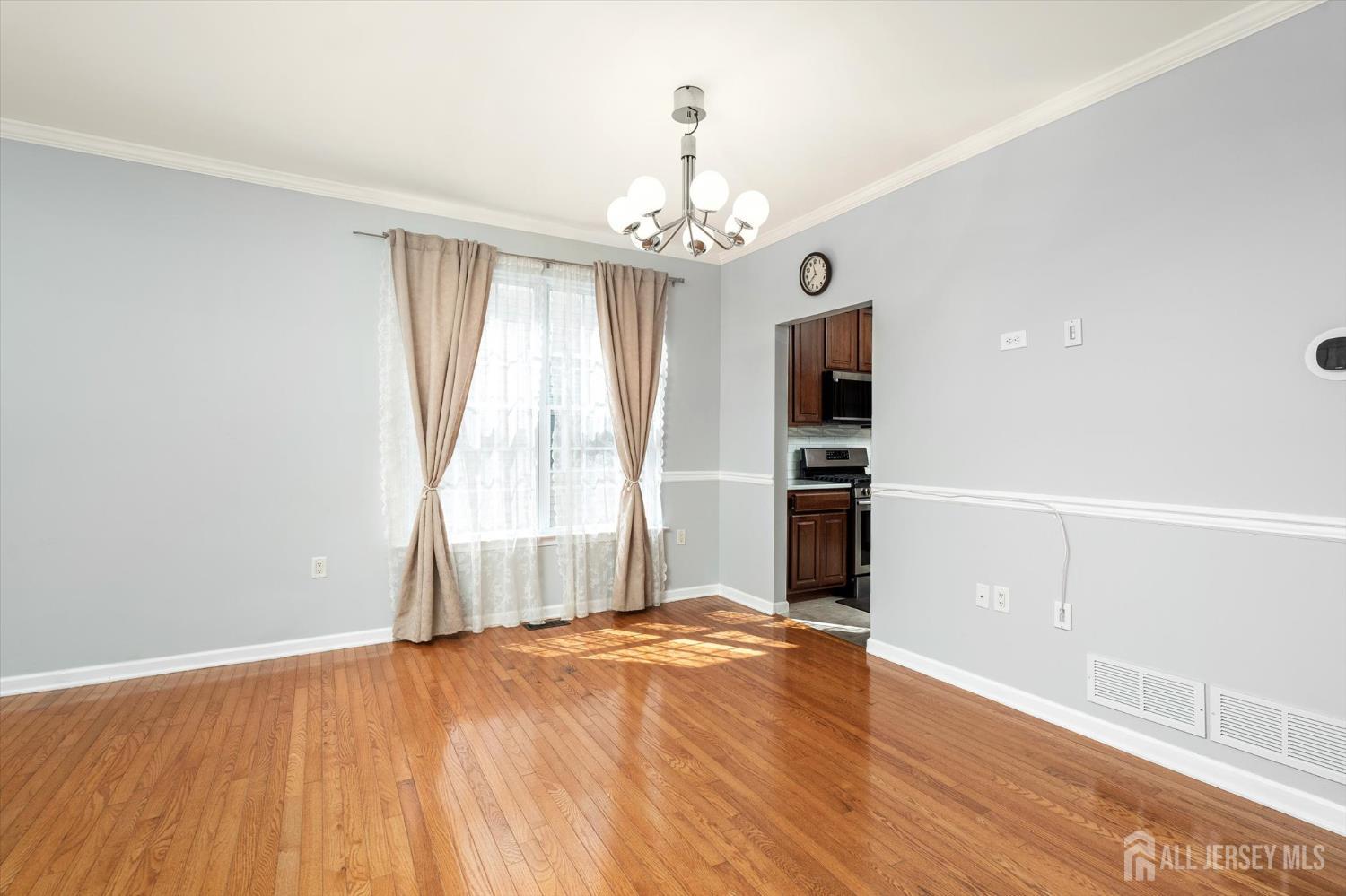 221 Morning Glory Drive Image 4