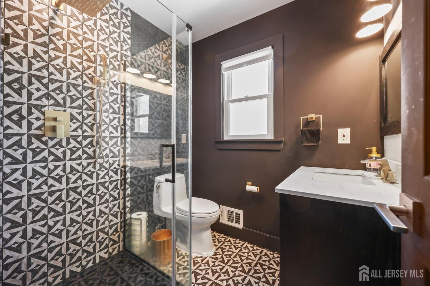 34 Sandalwood Drive, East Brunswick, NJ, 08816 image 21