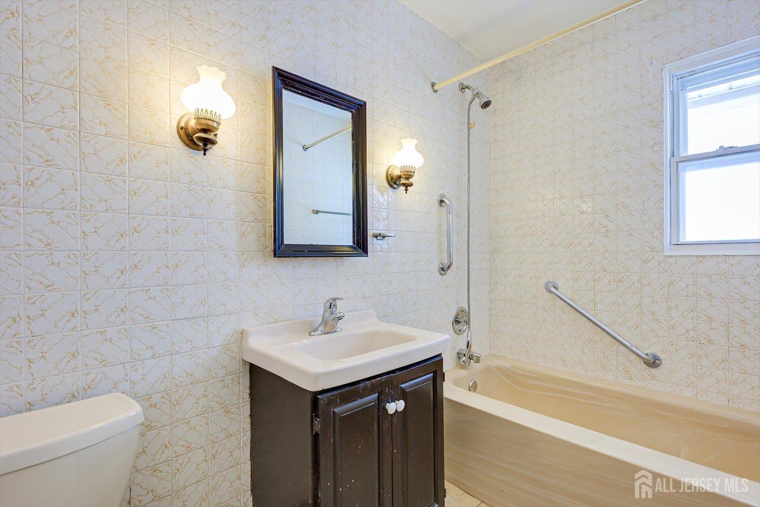 27 Stiles Road, Edison, NJ, 08817 image 13